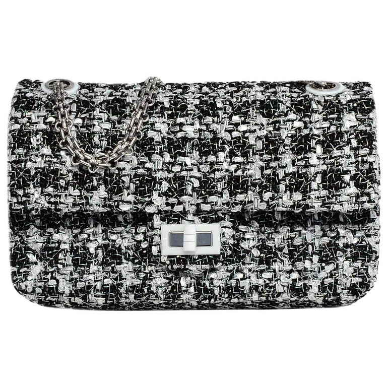 Chanel NWT 2019 Black/White Tweed 2.55 Reissue Flap Bag rt $4, 400