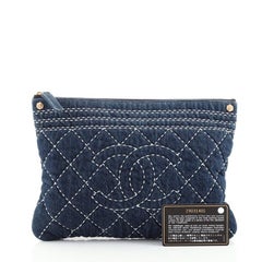 Chanel O Etui Clutch genäht Denim Medium