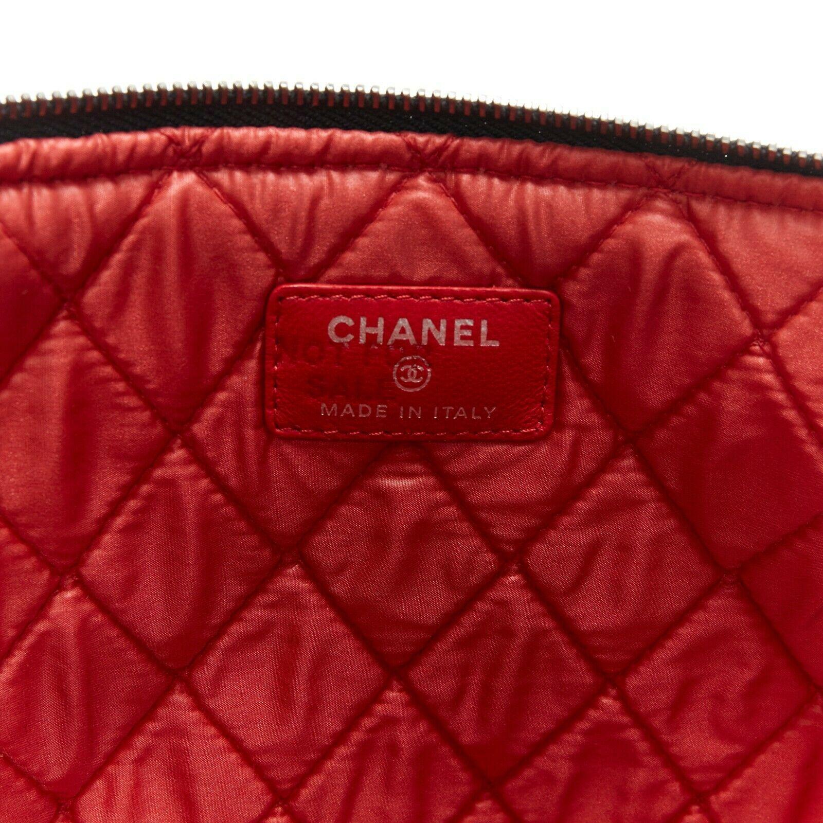 CHANEL O-case Paris Salzburg tweed pouch wool silver quilted clutch bag 6