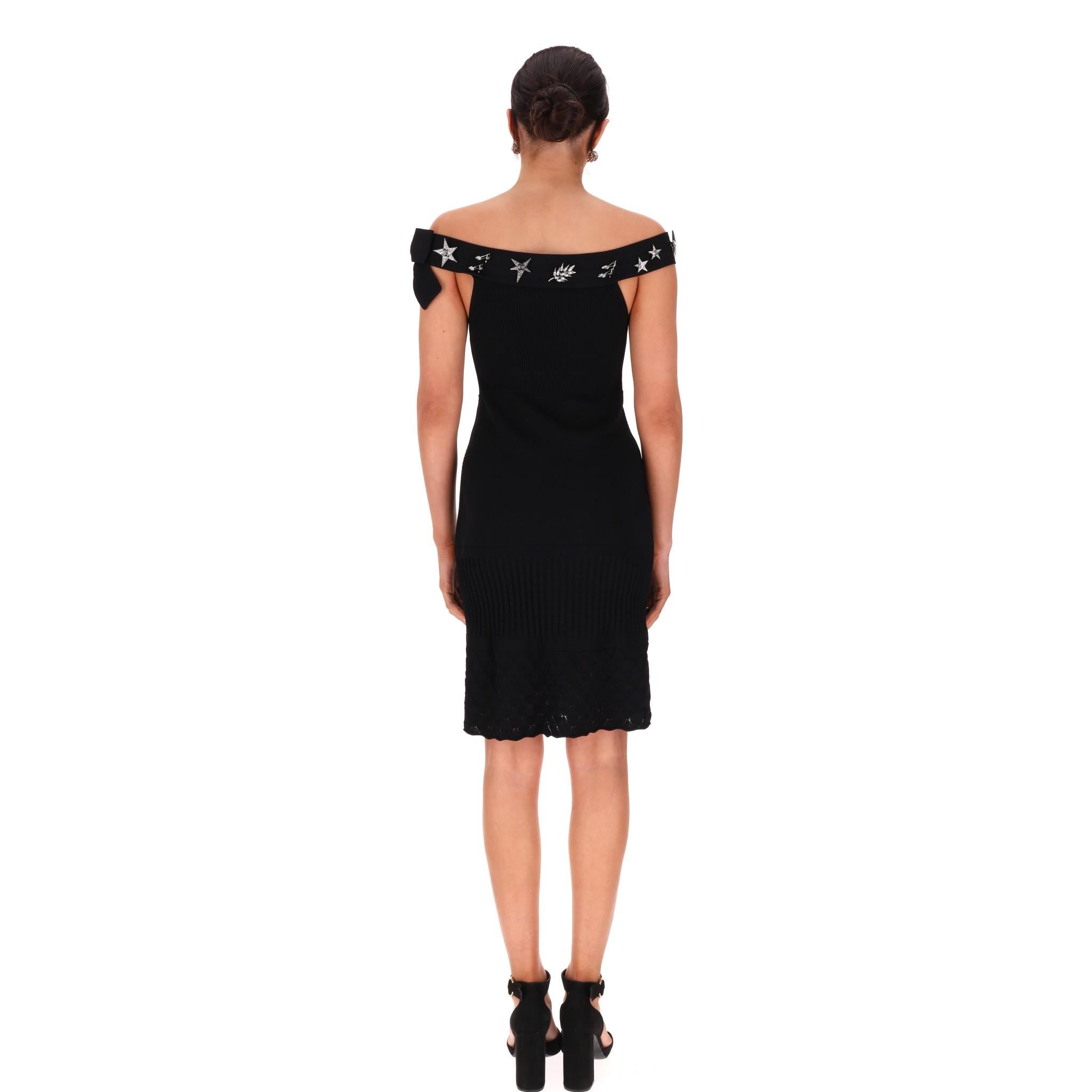 Chanel Off-The-Shoulder Dress With Crystal & 'CC' Logo Embellished Brooches In Excellent Condition For Sale In London, GB