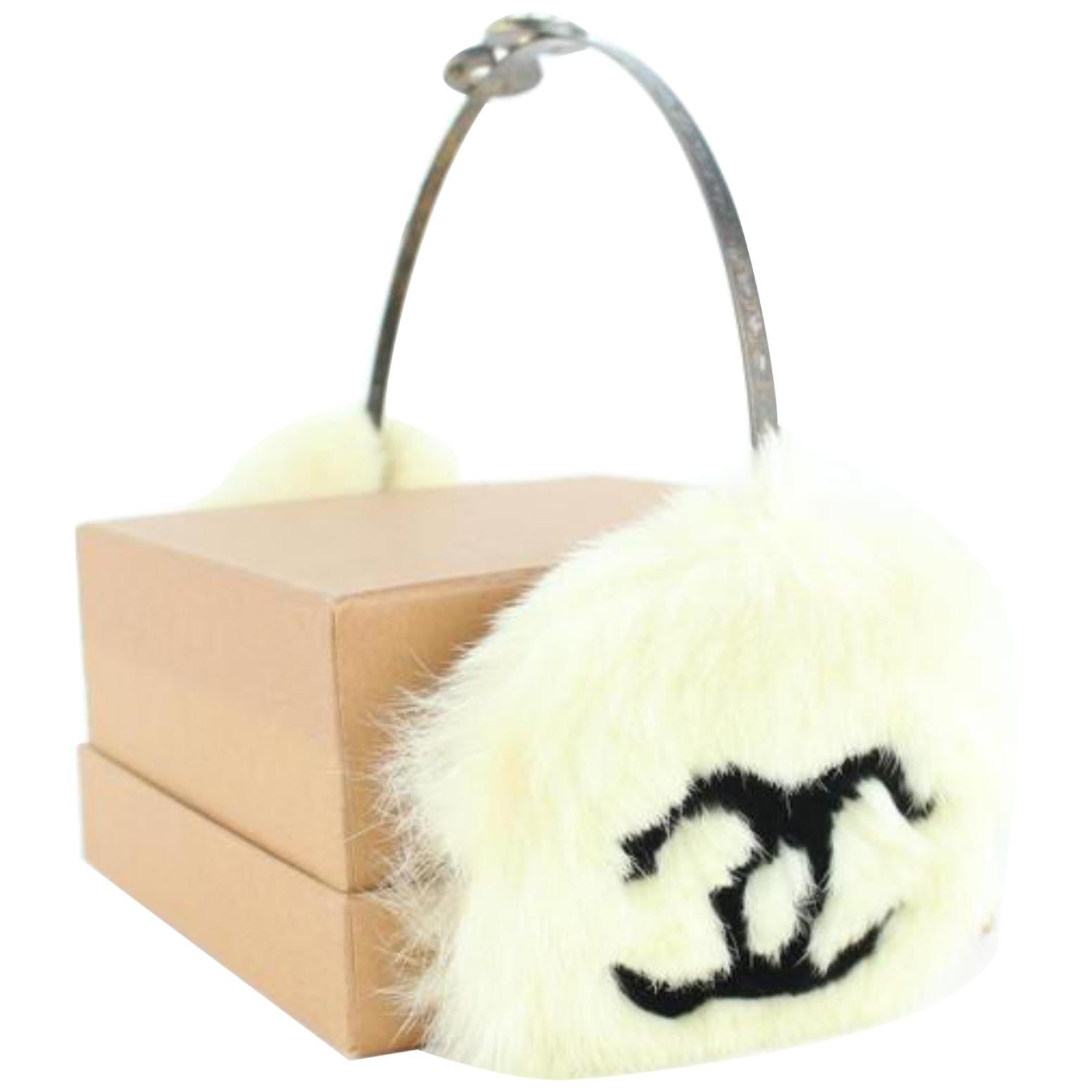Chanel Off-white 01a Lapin Rabbit Fur Coco Ear Muff 2cz0130 Hat For Sale