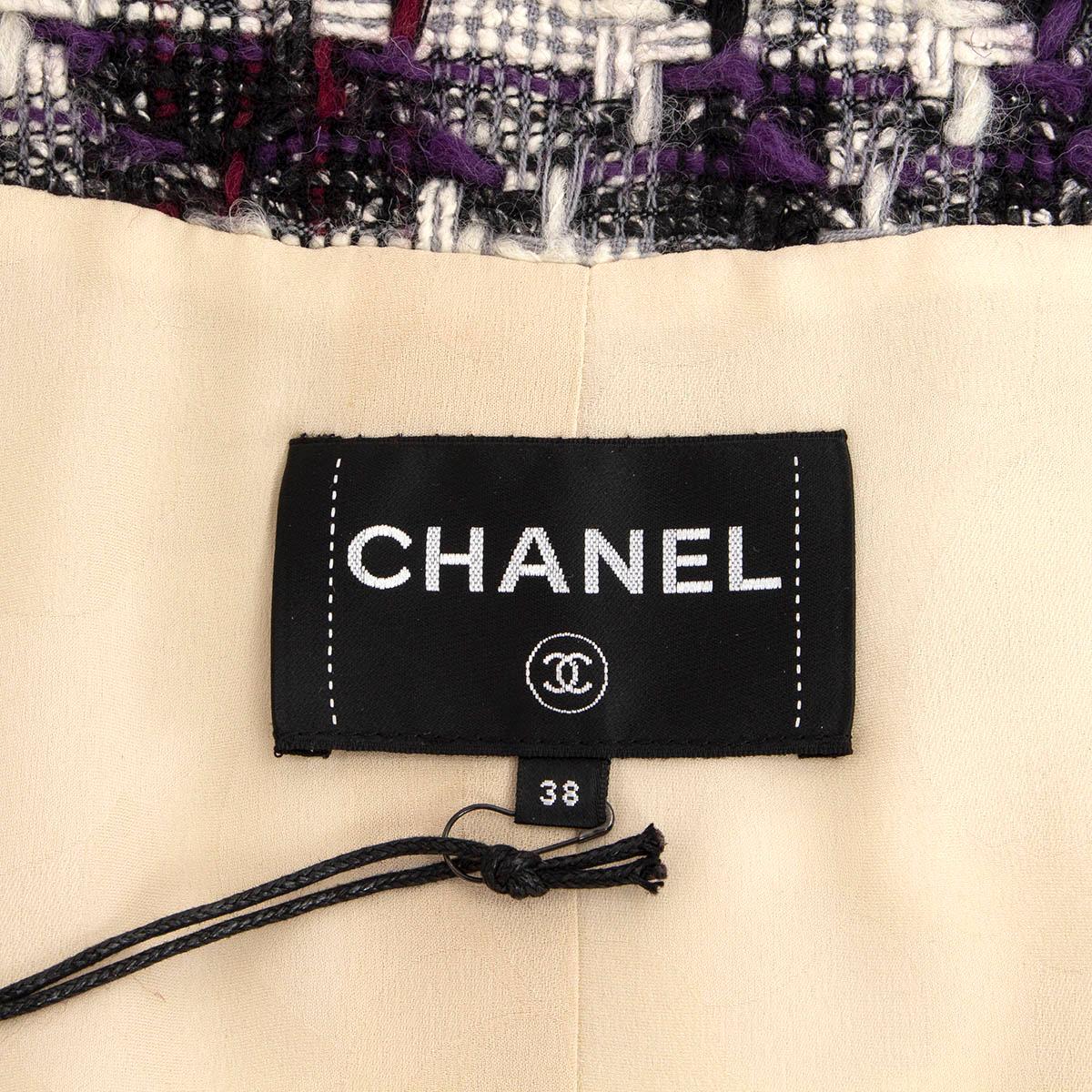 CHANEL off-white 2019 COCO NEIGE SHEARLING DUFFLE Coat Jacket 38 S For Sale 3
