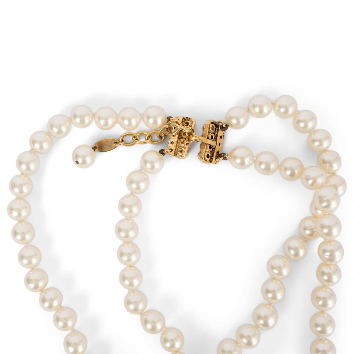 CHANEL off-white FAUX PEARL DOUBLE STRAND Necklace Vintage For Sale 1