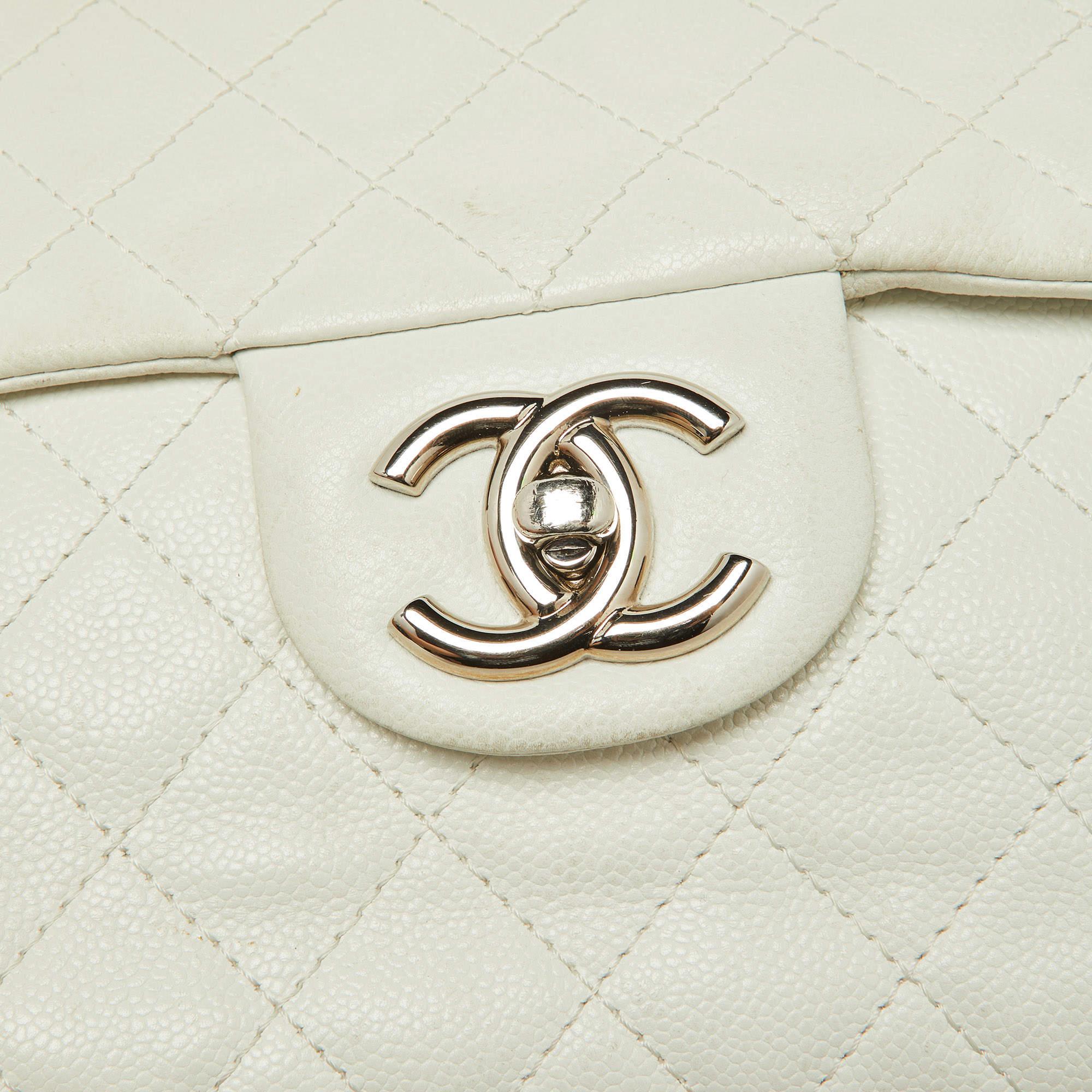 Chanel Off White Quilted Caviar Leather Maxi Classic Single Flap Bag For Sale 6