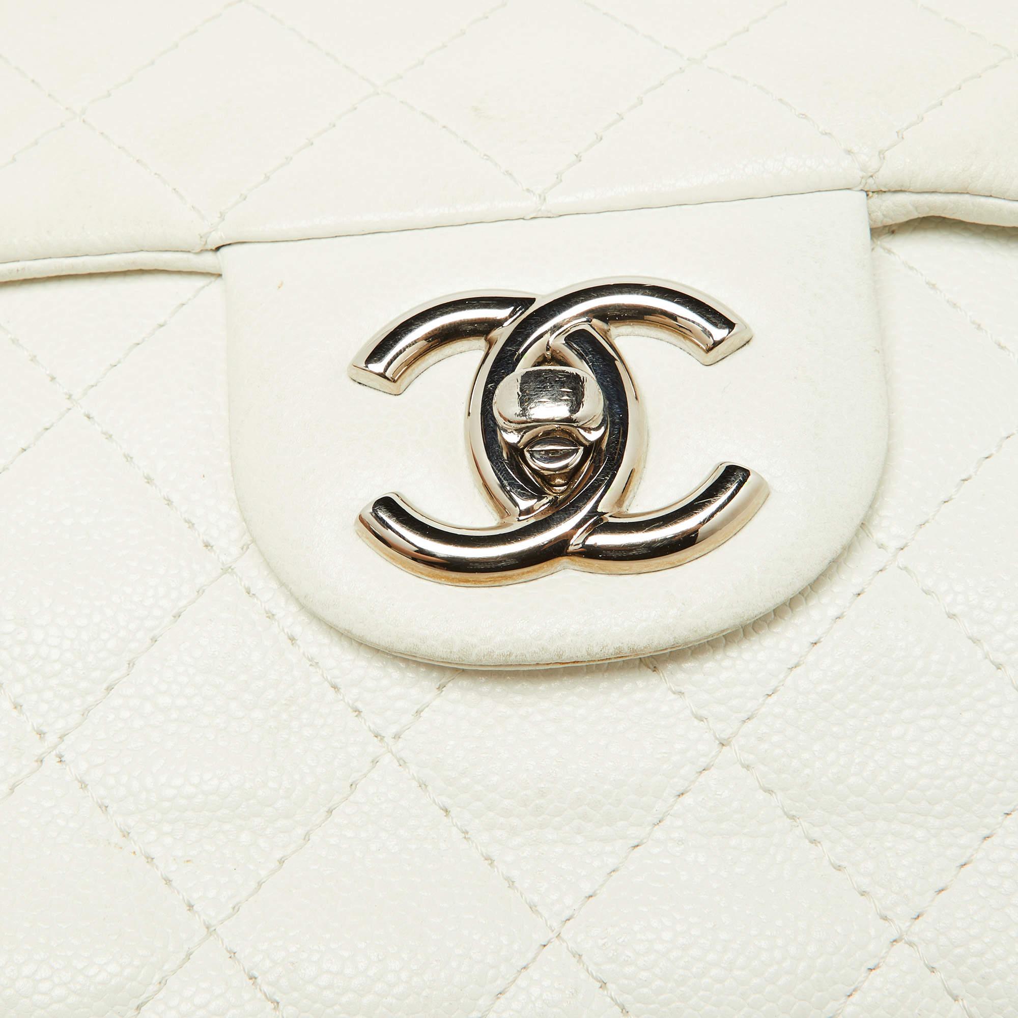 Chanel Off White Quilted Caviar Leather Maxi Classic Single Flap Bag For Sale 5