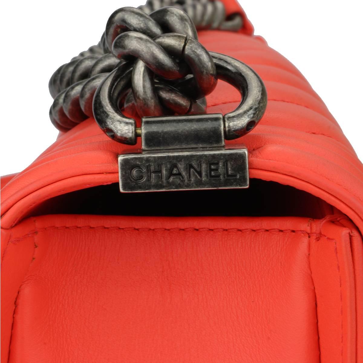 Chanel Old Medium Boy Bag Red Chevron Calfskin with Ruthenium Hardware 2016 7