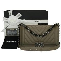 CHANEL Old Medium Chevron Boy Bag Taupe Calfskin with Ruthenium Hardware 2015