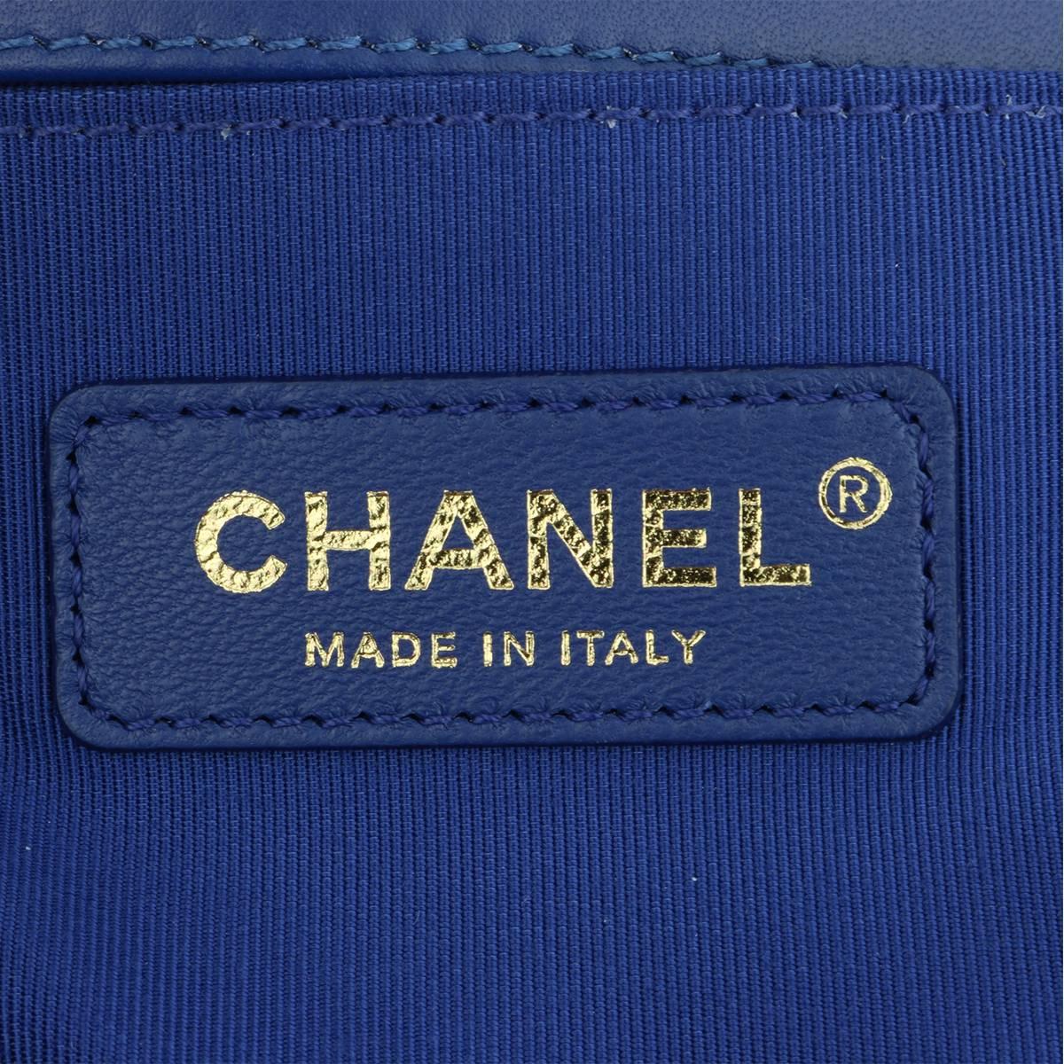  Chanel Old Medium Chevron Boy Blue Calfskin with Brushed Gold Hardware 2018 9