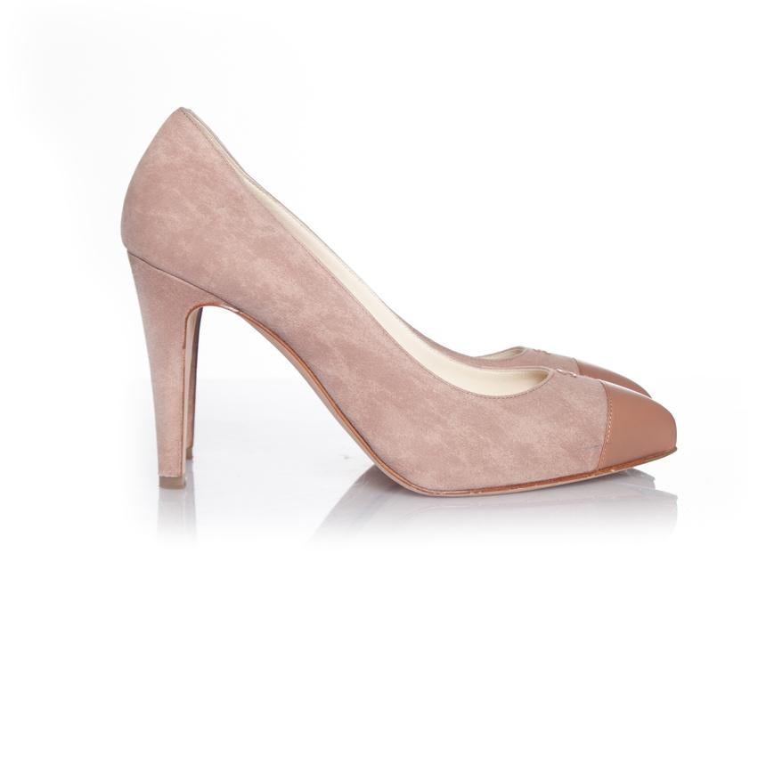 Chanel, Old pink cap toe pumps For Sale 3