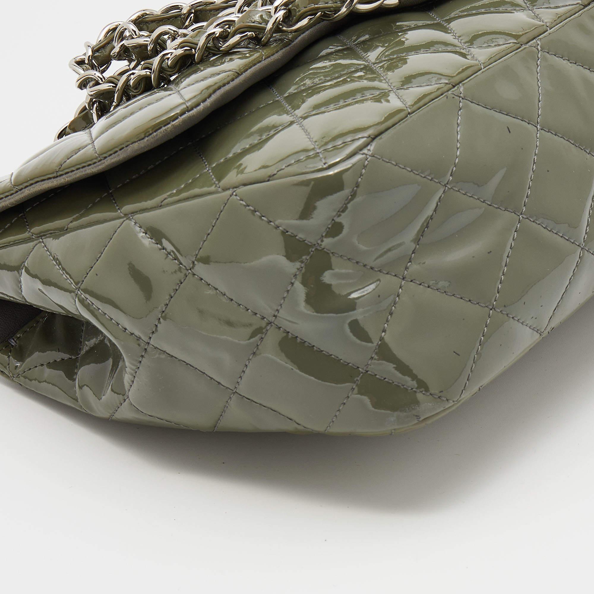 Chanel Olive Green Patent Leather Jumbo Classic Single Flap Bag 6