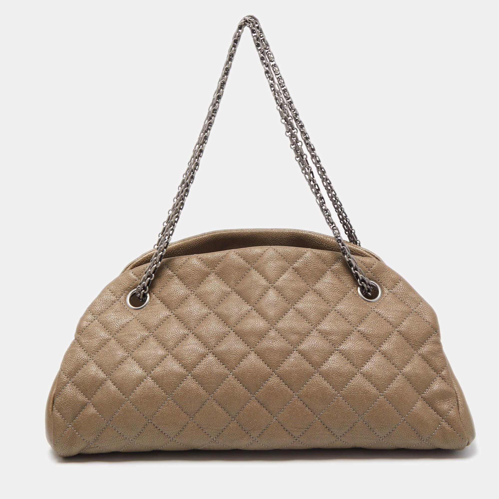 Chanel Olive Green Quilted Caviar Leather Medium Just Mademoiselle Bowler Bag In Good Condition In Dubai, Al Qouz 2