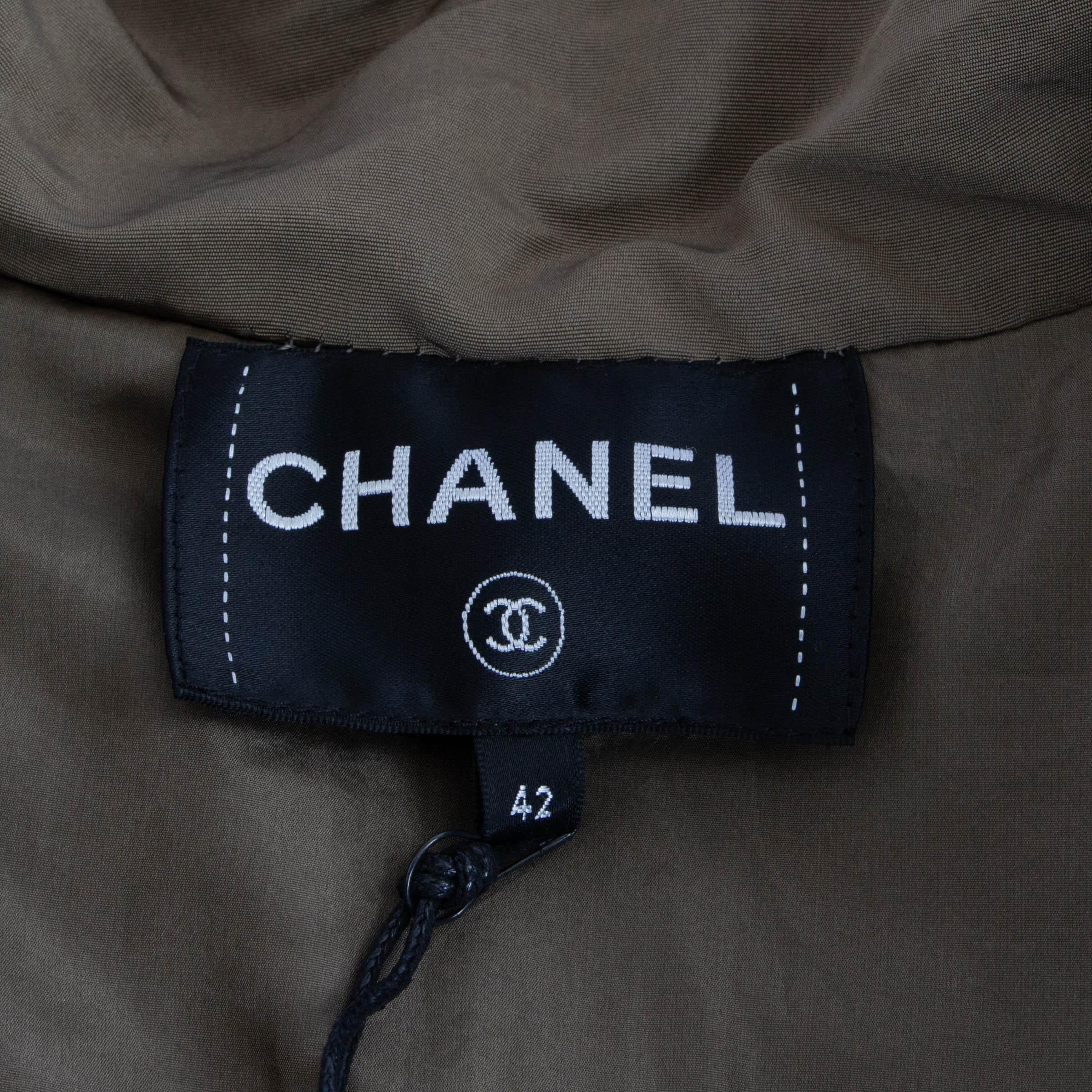 CHANEL olive green silk 21K PADDED PARKA Coat Jacket 42 L For Sale 2