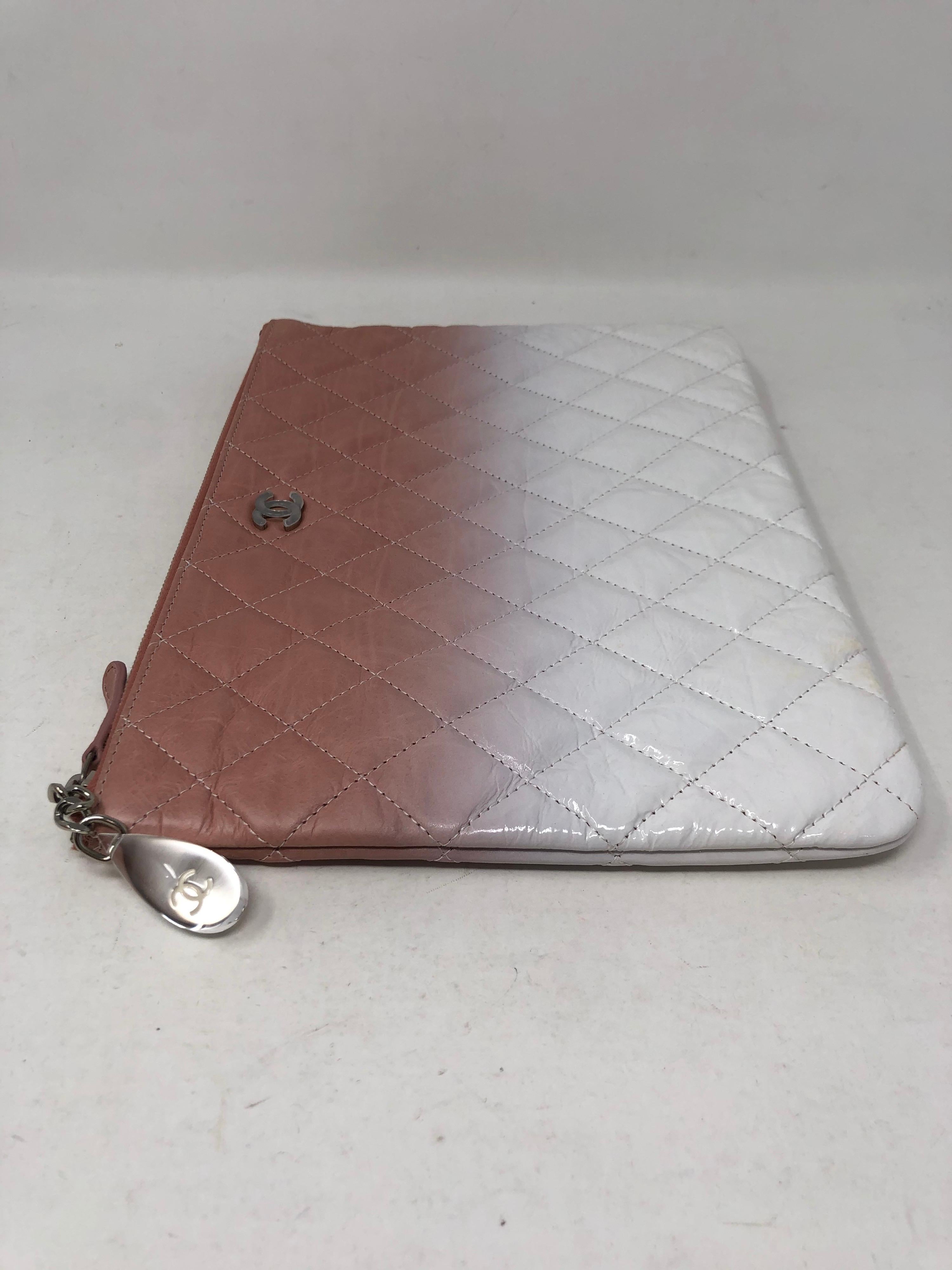 Chanel Ombre Clutch Pink  In Excellent Condition In Athens, GA
