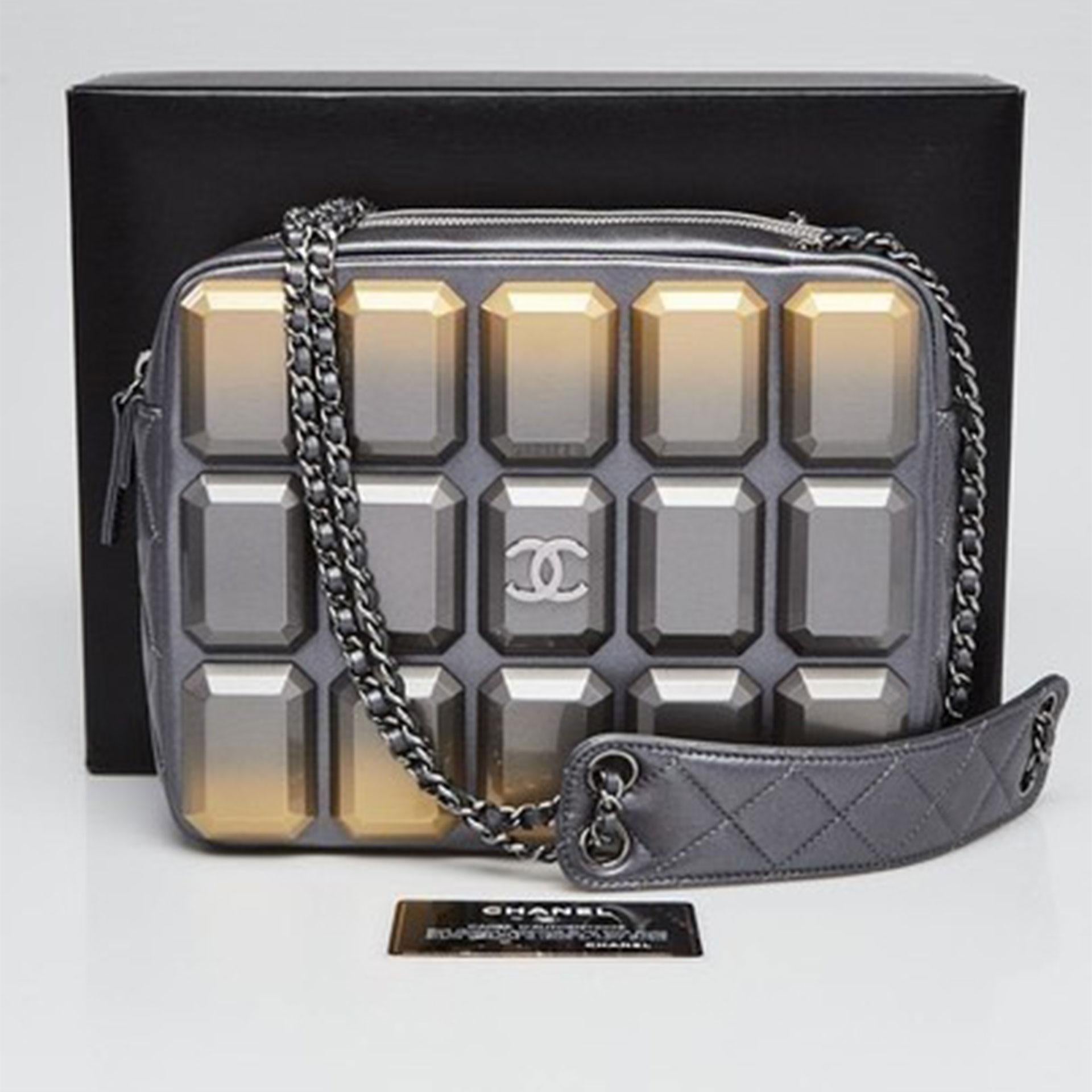Chanel 2014 Laufsteg Ombre Shopping Pop Art Gradient Große Tragetasche (Grau) im Angebot