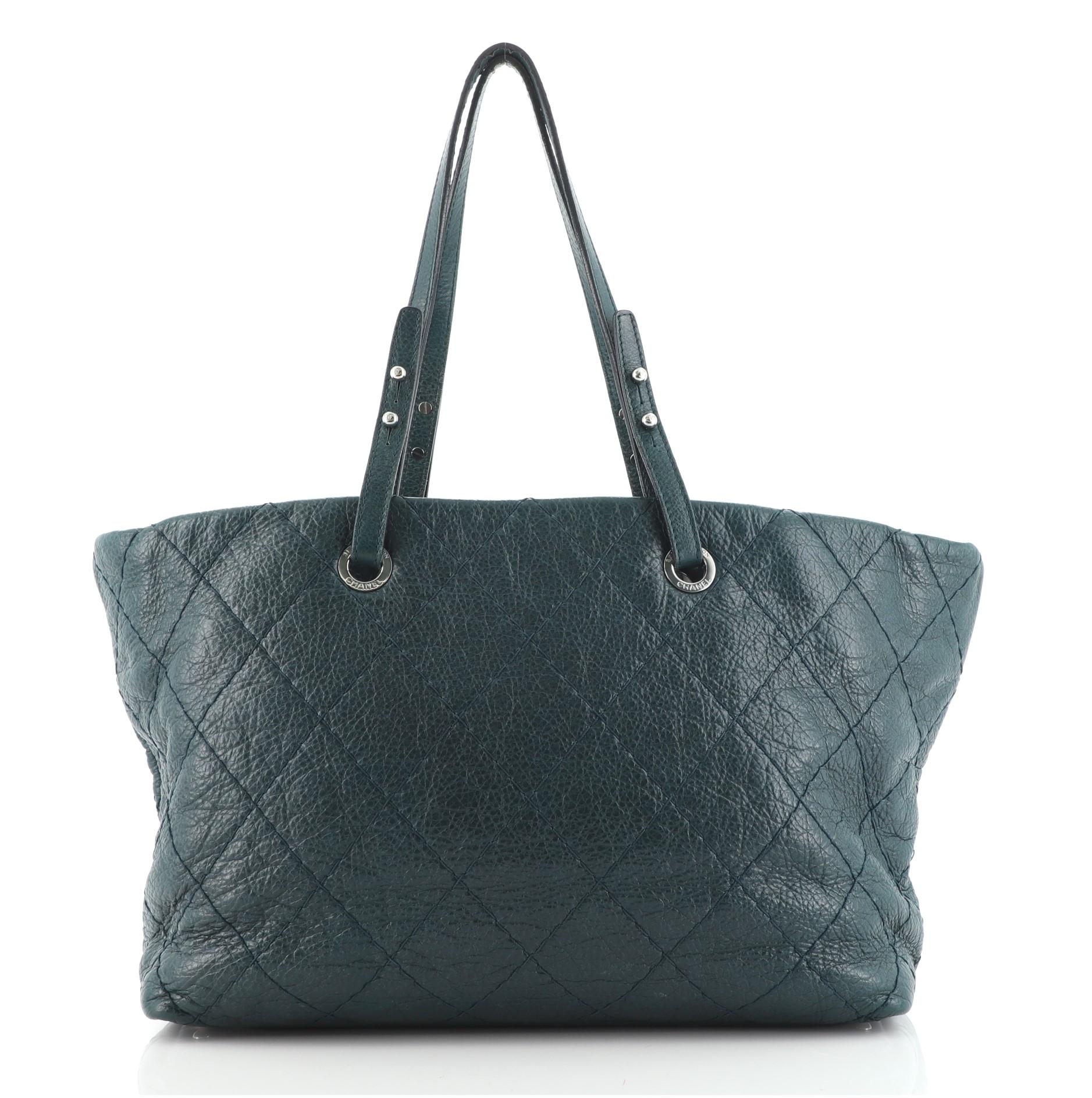 Chanel on the road tote new arrivals
