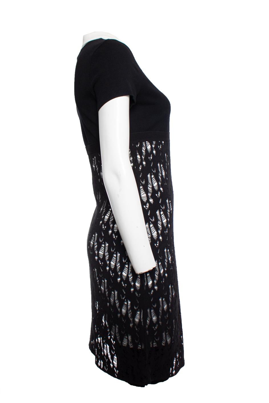 Chanel, open woven wool dress with white collar For Sale 1