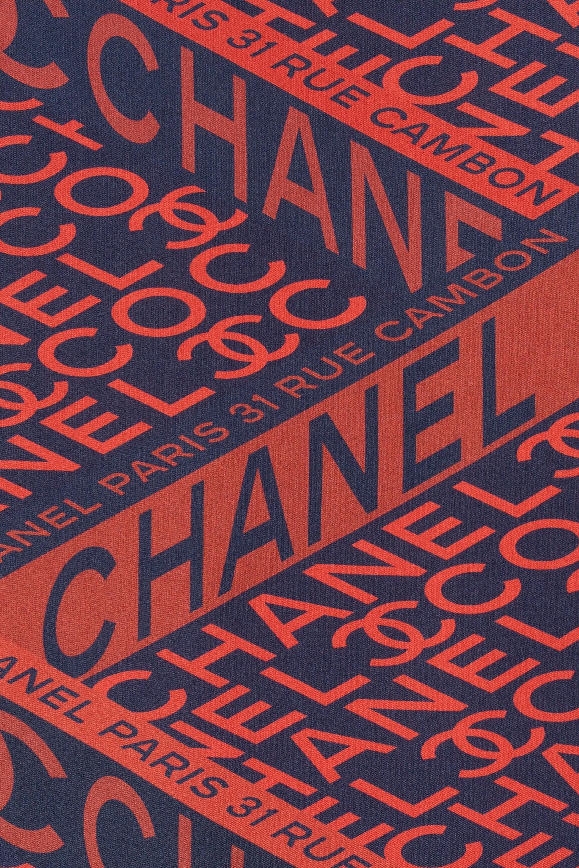 Women's Chanel Orange and Navy Blue Silk Reversible Foulard For Sale