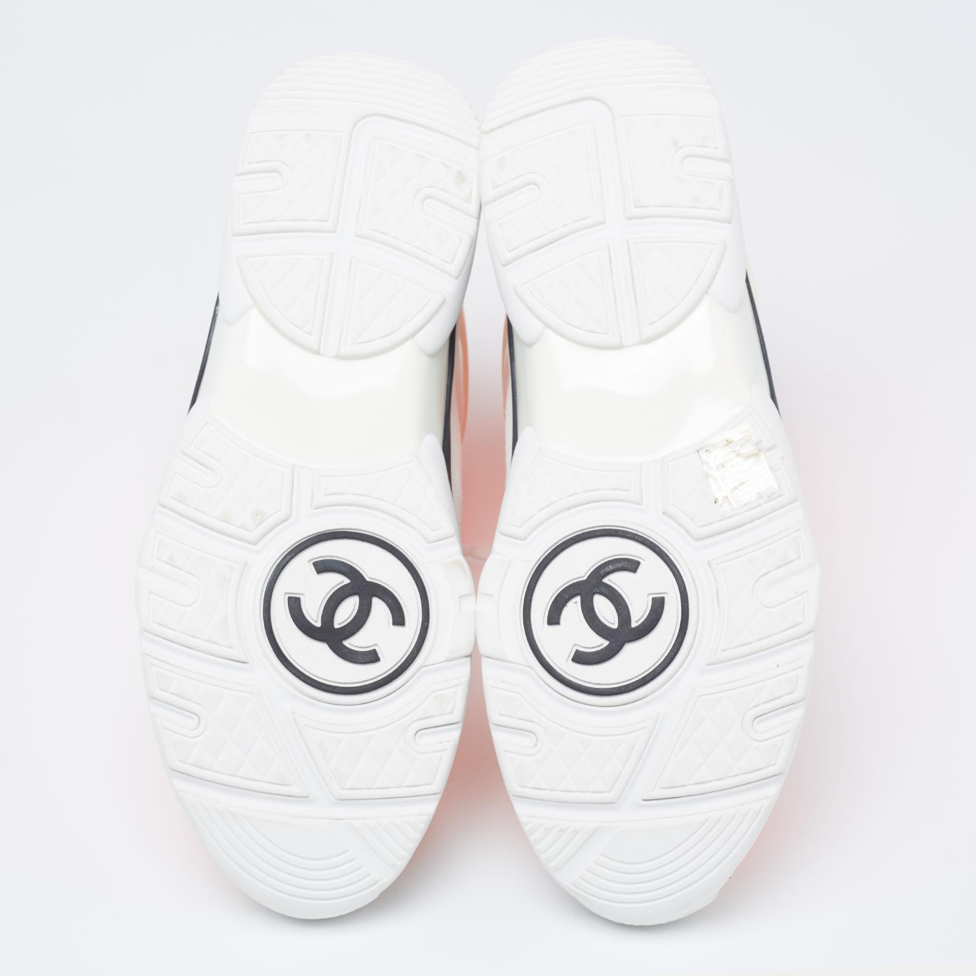 what to wear with chanel sneakers