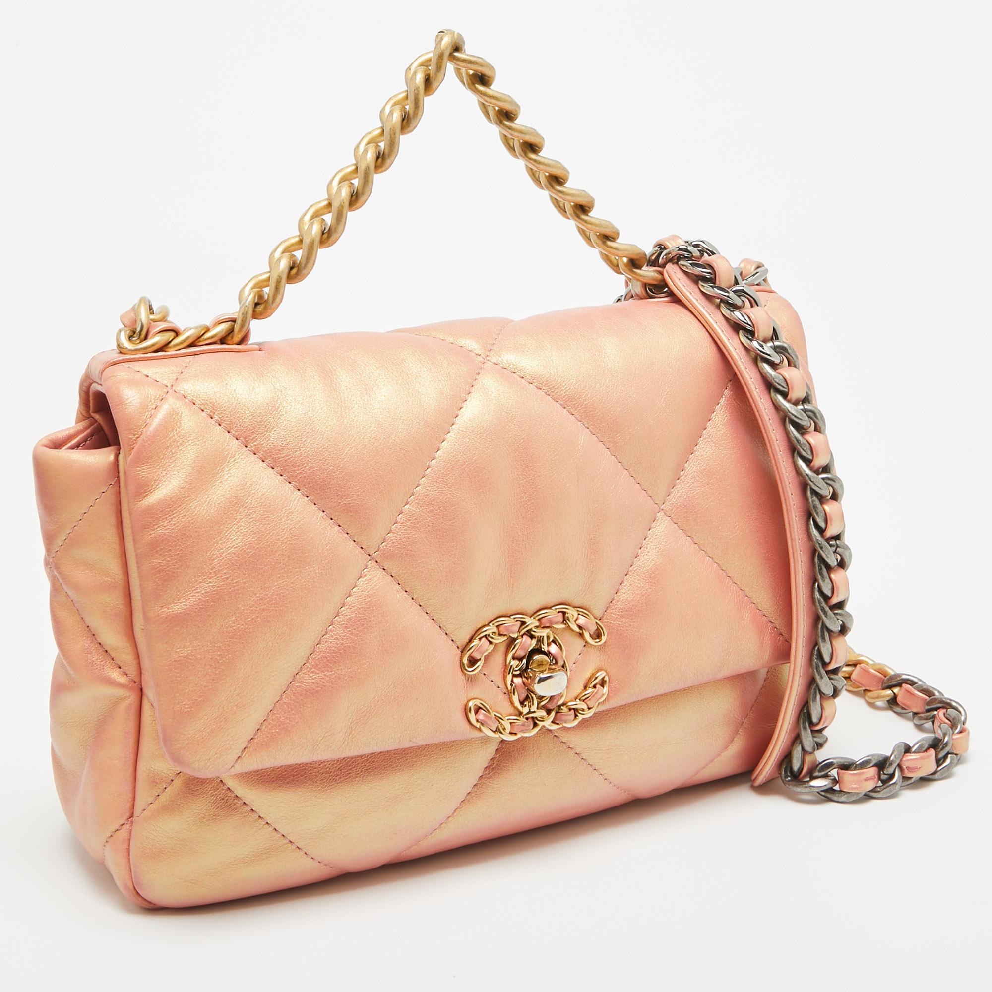 Chanel Orange Iridescent Quilted Leather Medium 19 Flap Bag In Good Condition In Dubai, Al Qouz 2