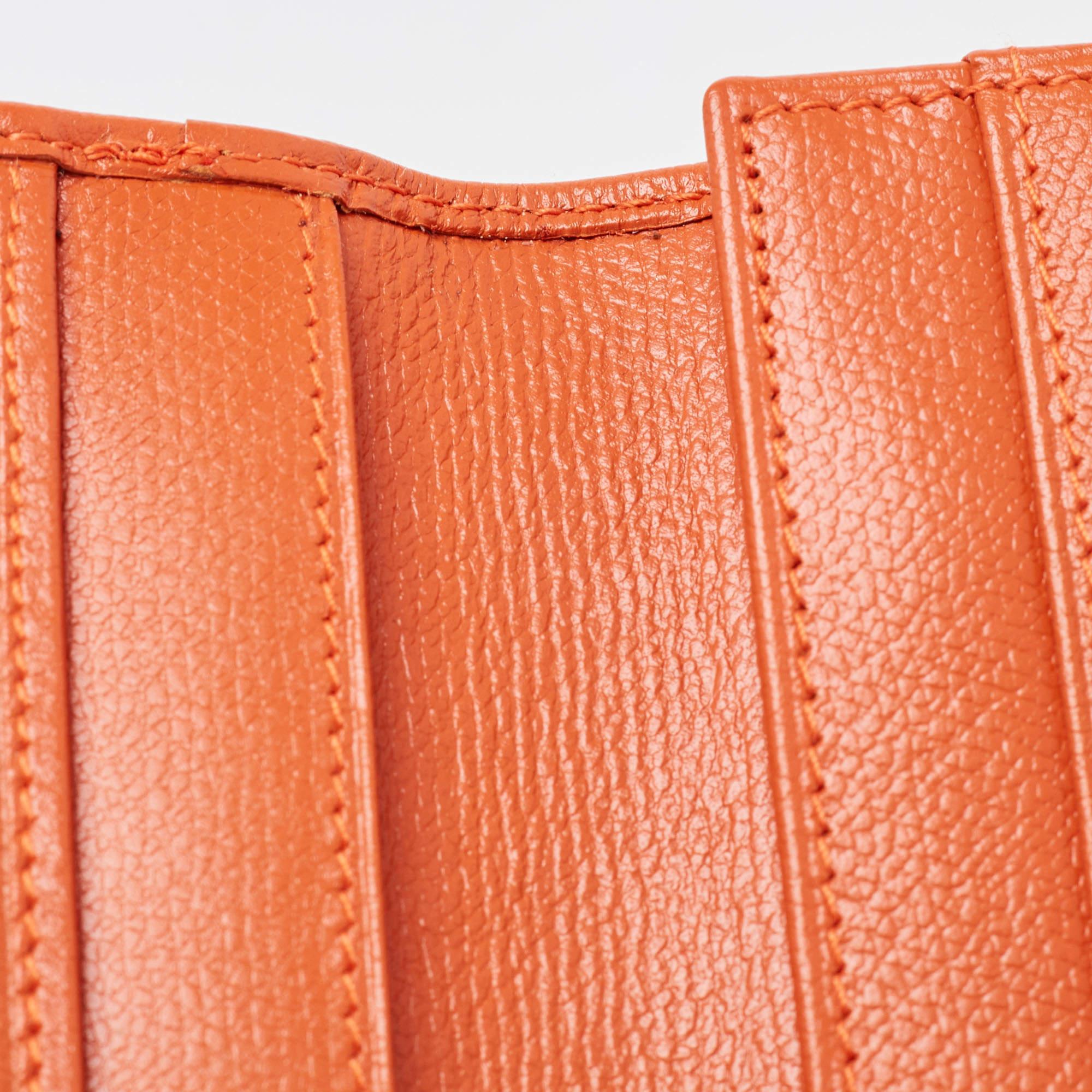 Chanel Orange Leder CC Portemonnaie mit Klappe Continental Wallet im Angebot 1