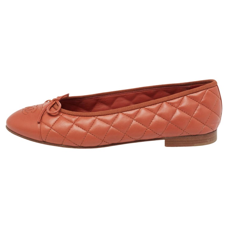 Chanel Orange Quilted Leather CC Cap Toe Ballet Flats Size 40.5 at 1stDibs