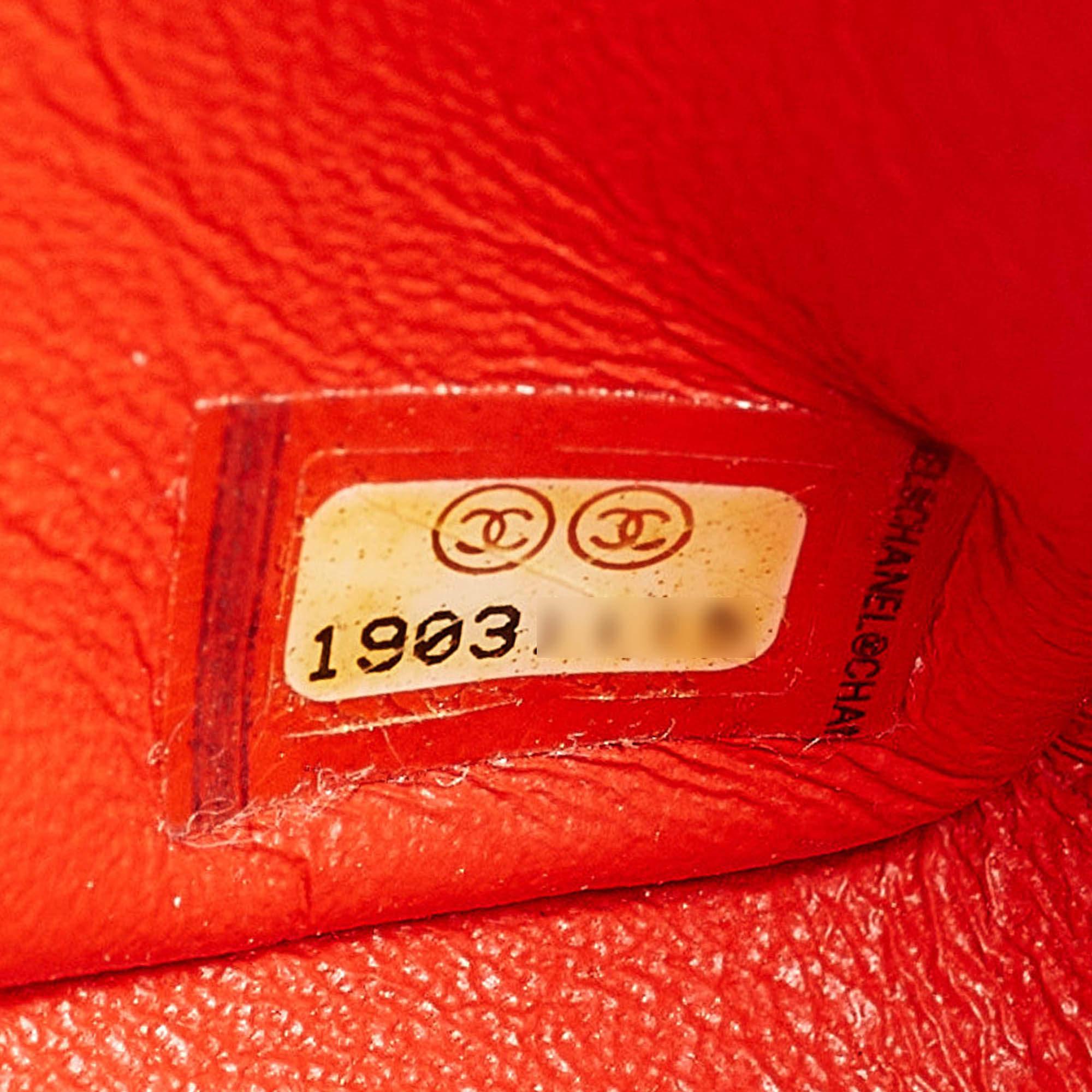 Chanel Orange Quilted Patent Leather Maxi Classic Double Flap Bag For Sale 4