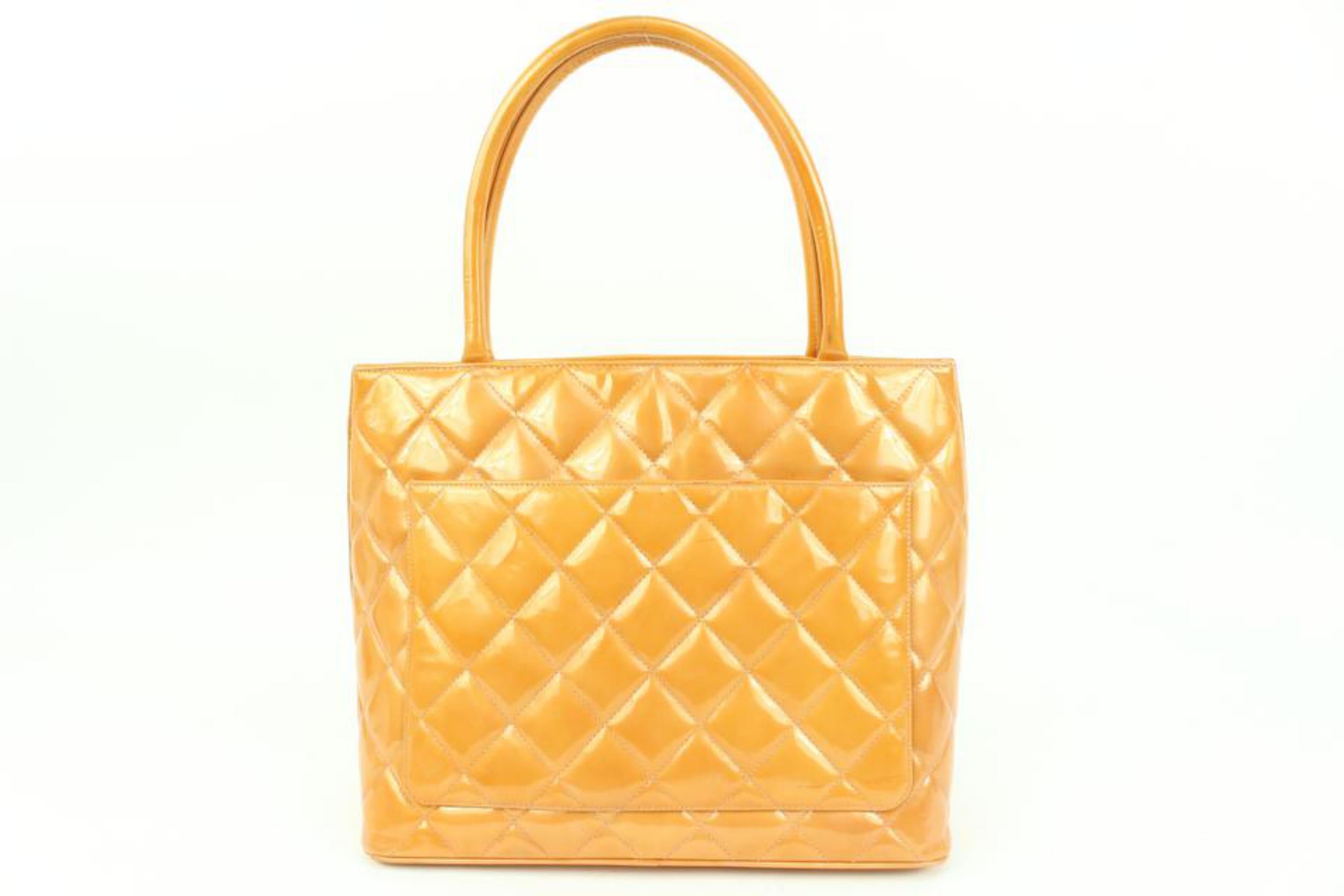 Women's Chanel Orange Quilted Patent Leather Zip Tote Bag 83ck328s