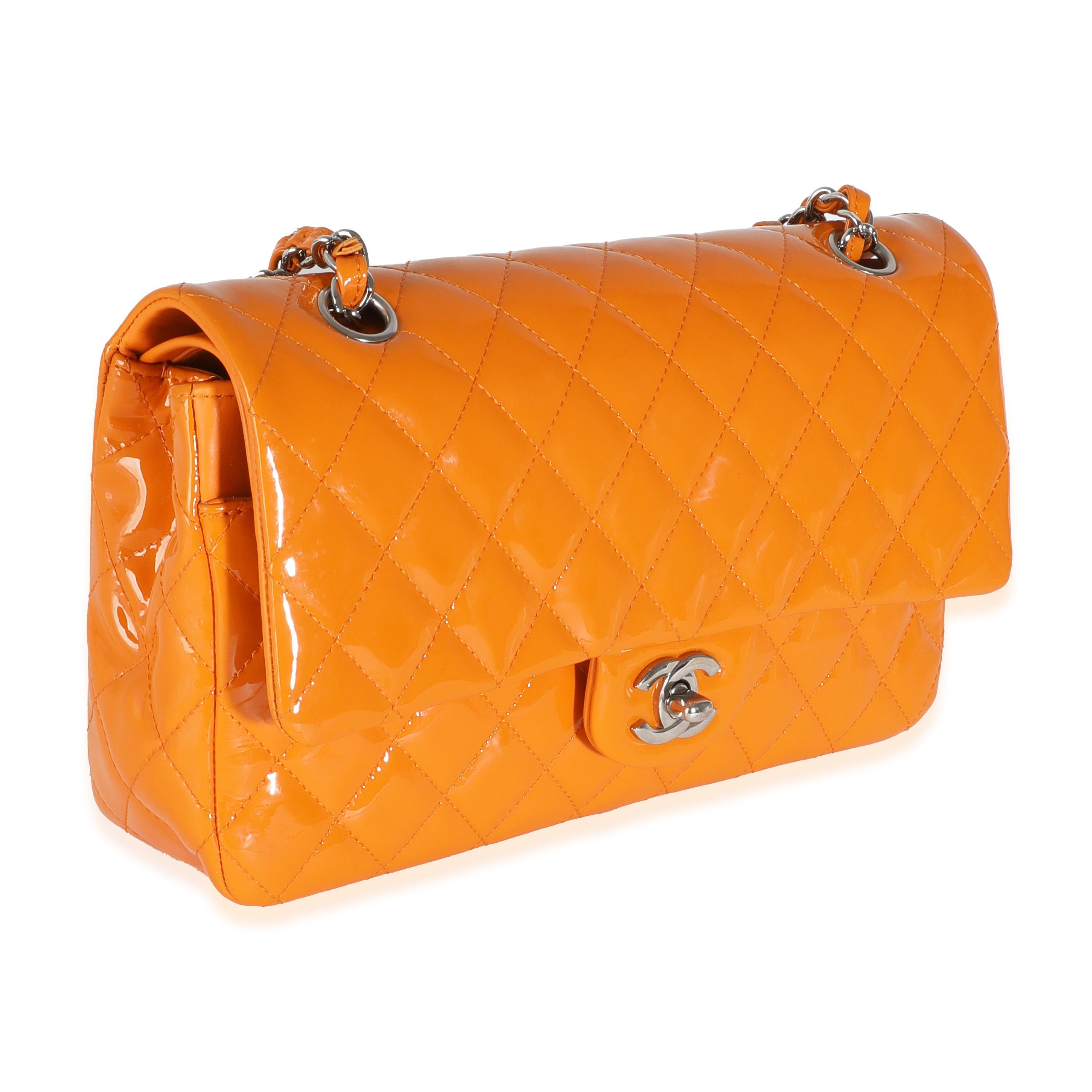 Chanel Orange Quilted Patent Medium Classic Double Flap Bag In Excellent Condition For Sale In New York, NY
