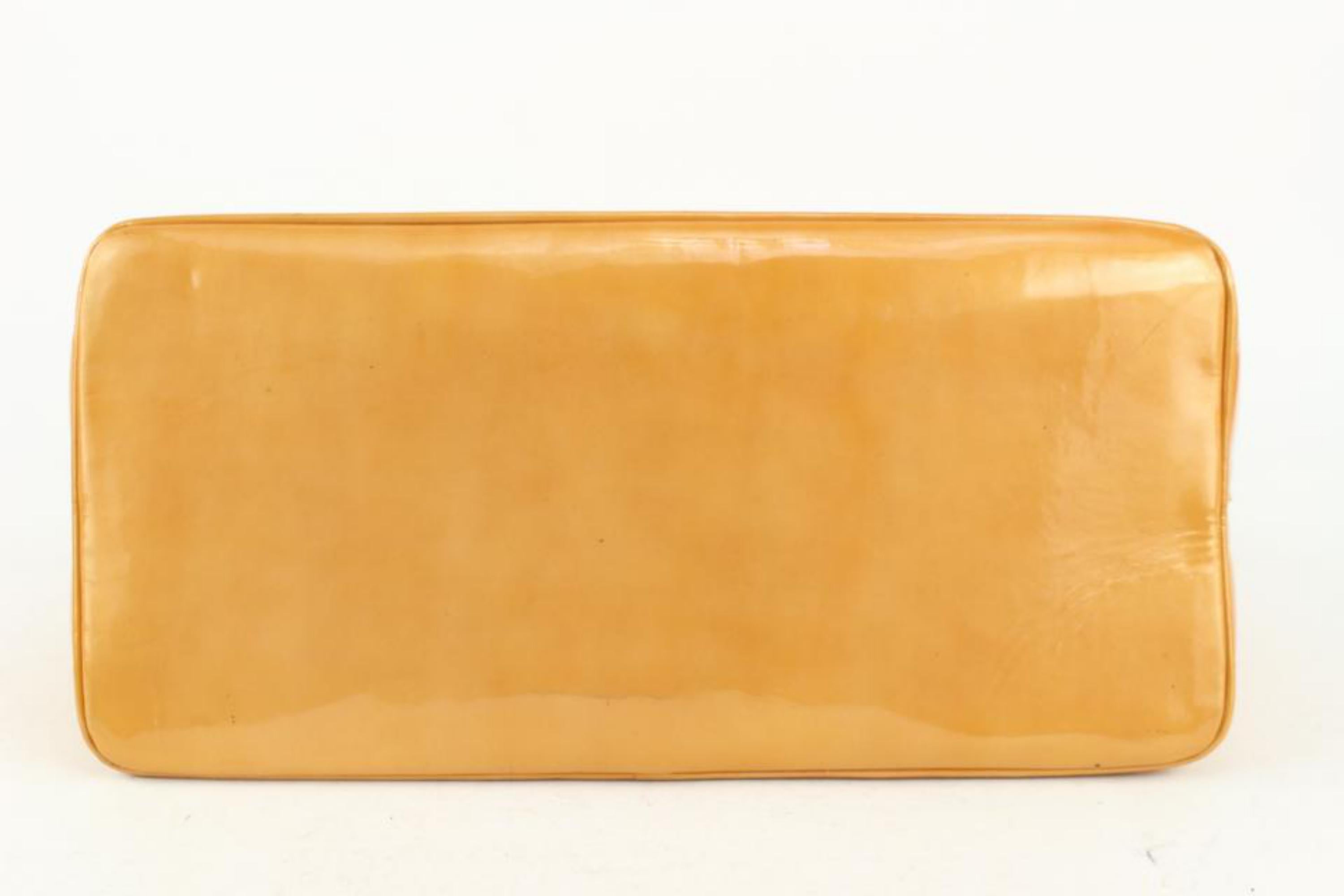 Chanel Orange-Salmon gesteppt Patent CC Logo Silber Medaillon Reißverschluss Tote 1027c3 im Angebot 2