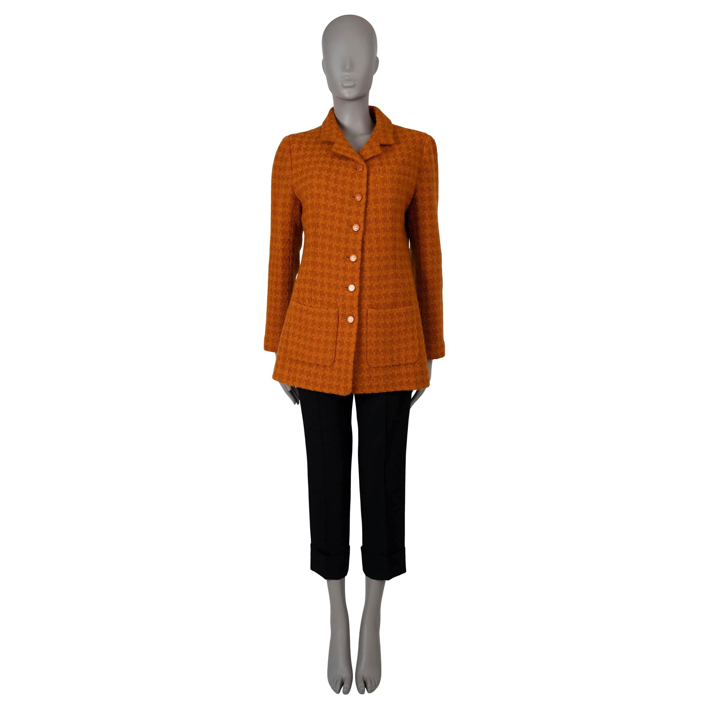 CHANEL orangefarbene Wolle 1995 95A HOUNDSTOOTH TWEED Jacke 44 L Damen im Angebot