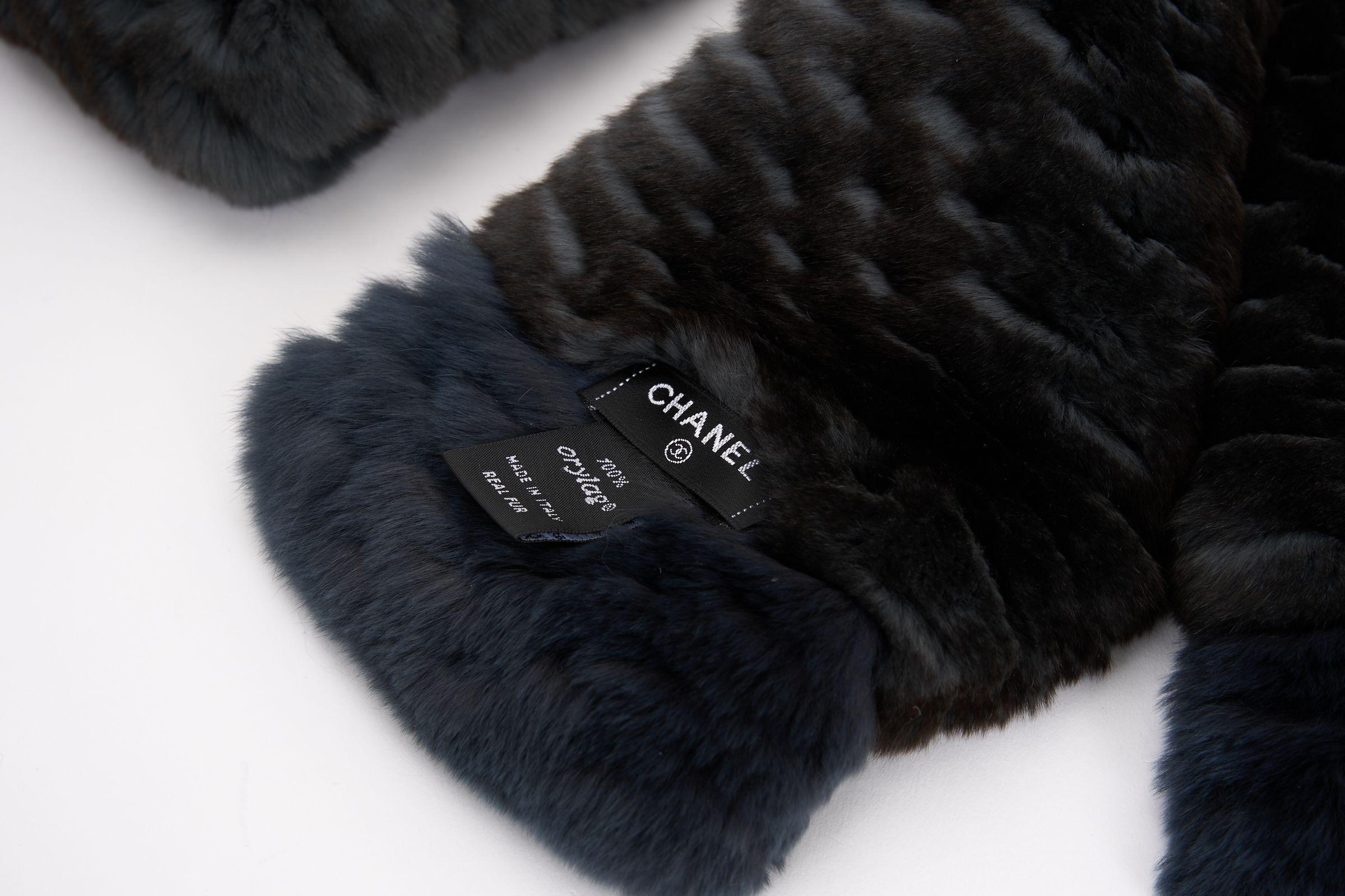 Chanel Orylag Fur Two Tone Logo Scarf In New Condition For Sale In West Hollywood, CA