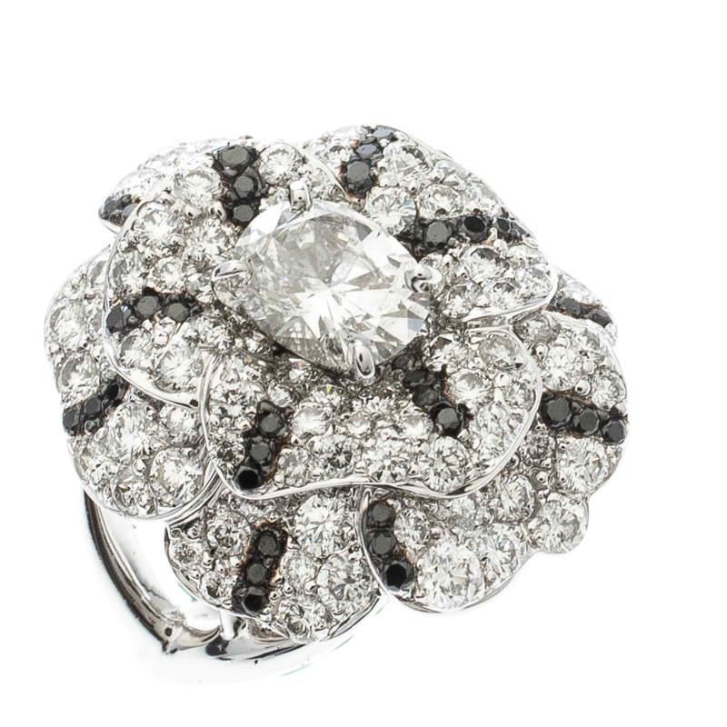 Contemporary Chanel Oval Solitaire Diamond 18k White Gold and Black Diamond Cocktail Ring 51