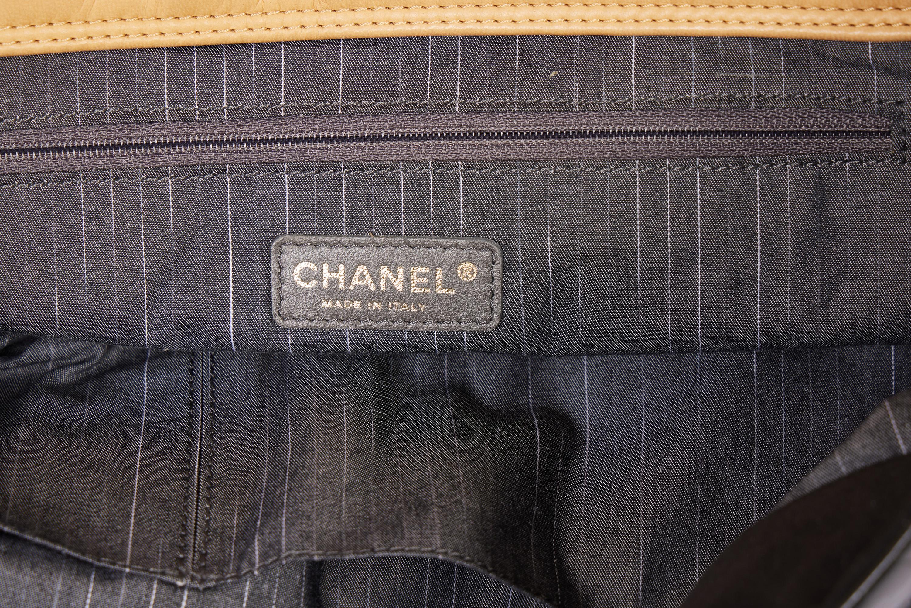 Chanel Oversize Black Beige Large Tote 4