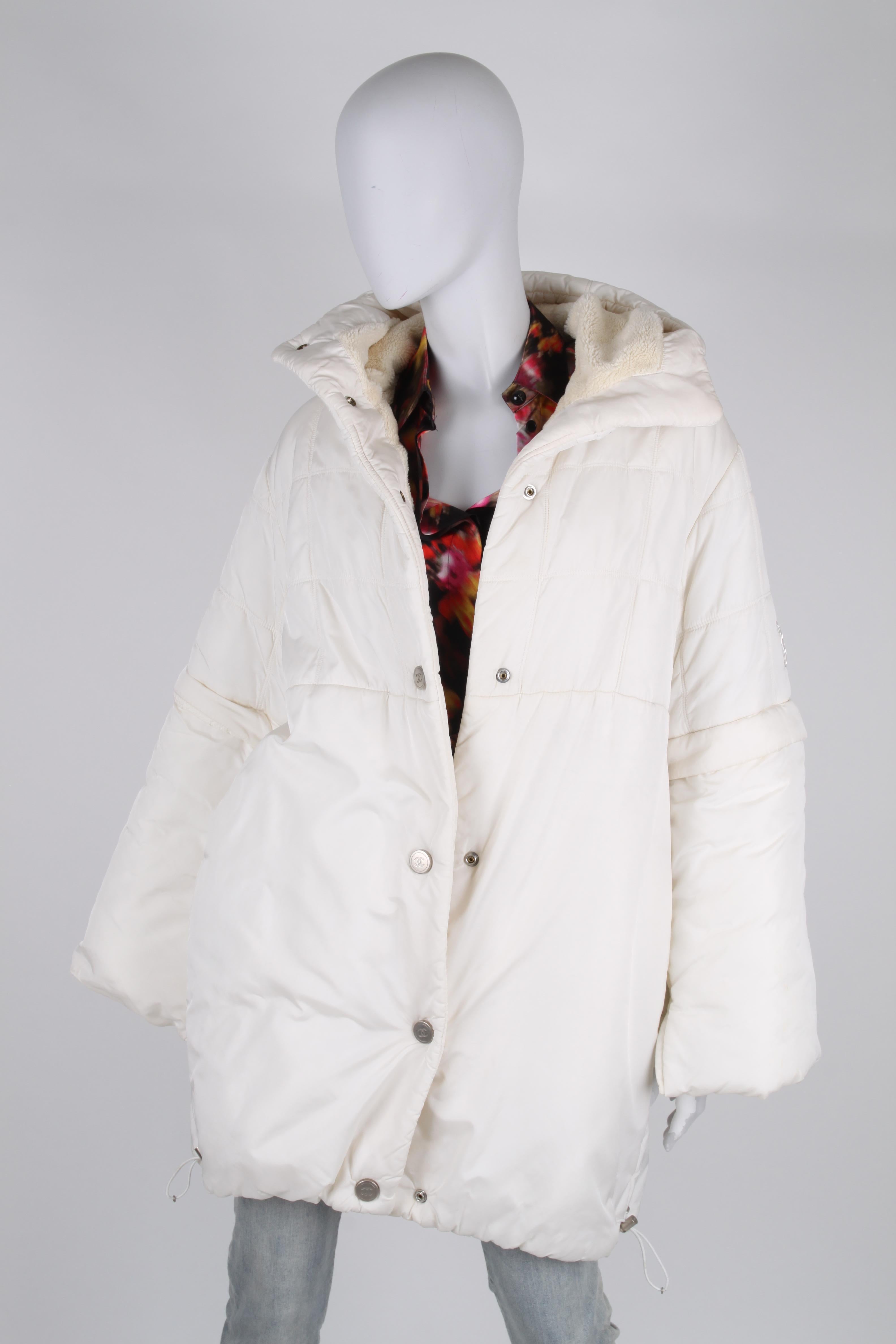 Chanel Oversized Coat - white autumn collection 2000 For Sale 7