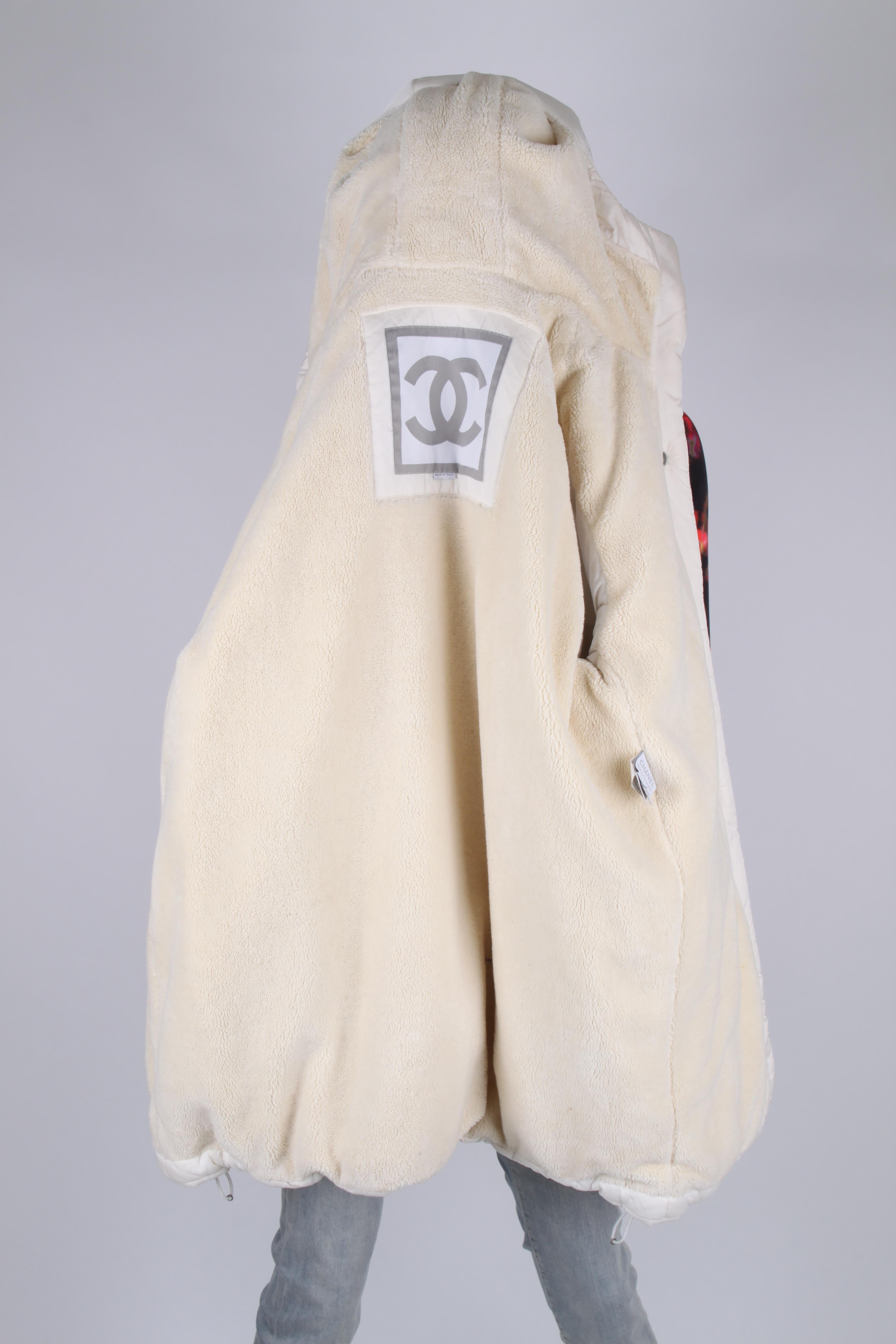 Chanel Oversized Coat - white autumn collection 2000 For Sale 2