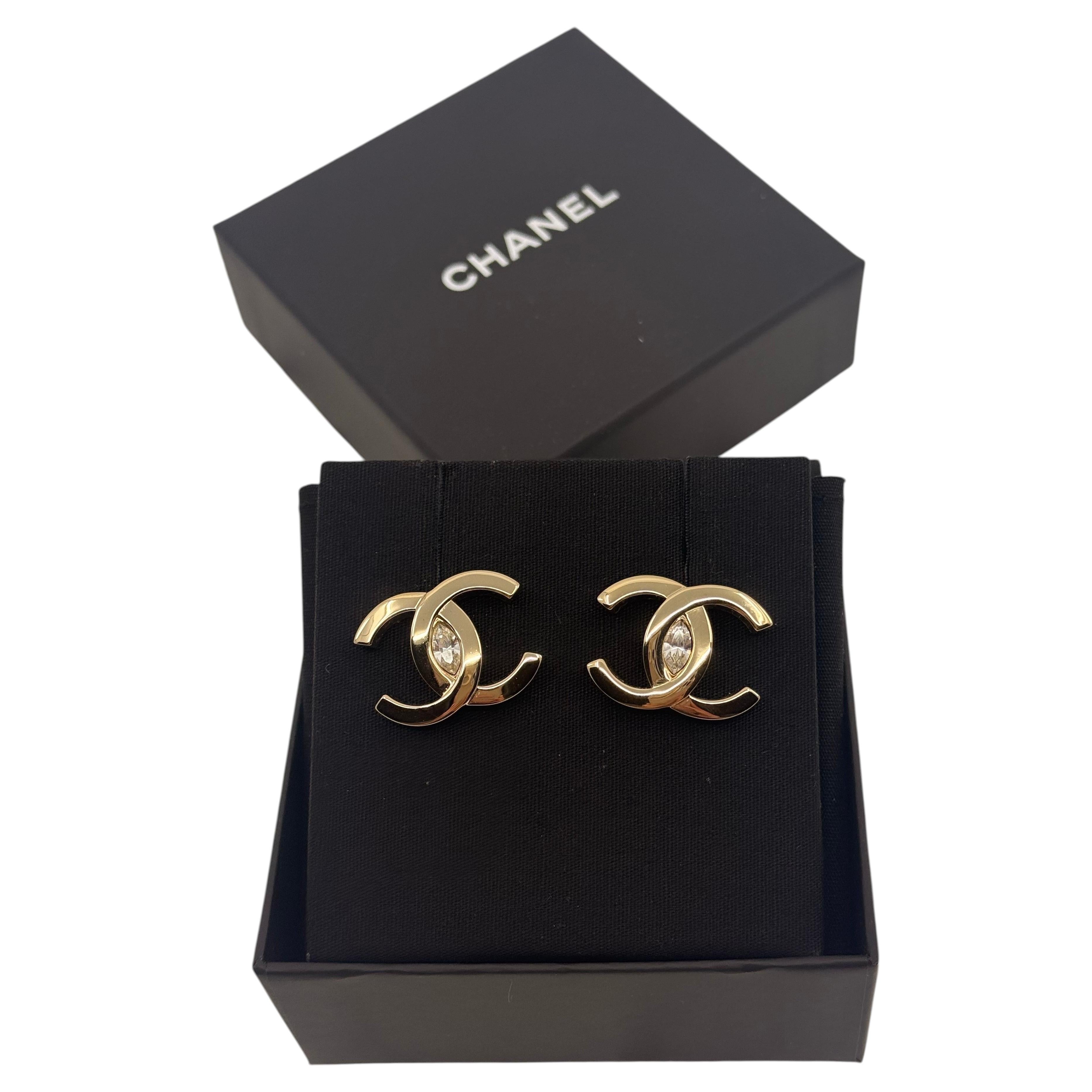Chanel Übergroße Gold Kristall CC Statement-Ohrringe