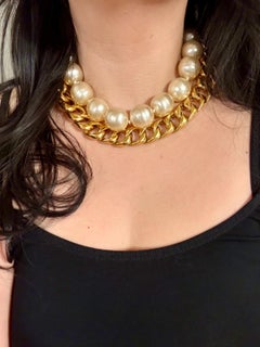 Chanel Oversized Vintage Faux Pearl & Gold Curb Chain Collar Necklace