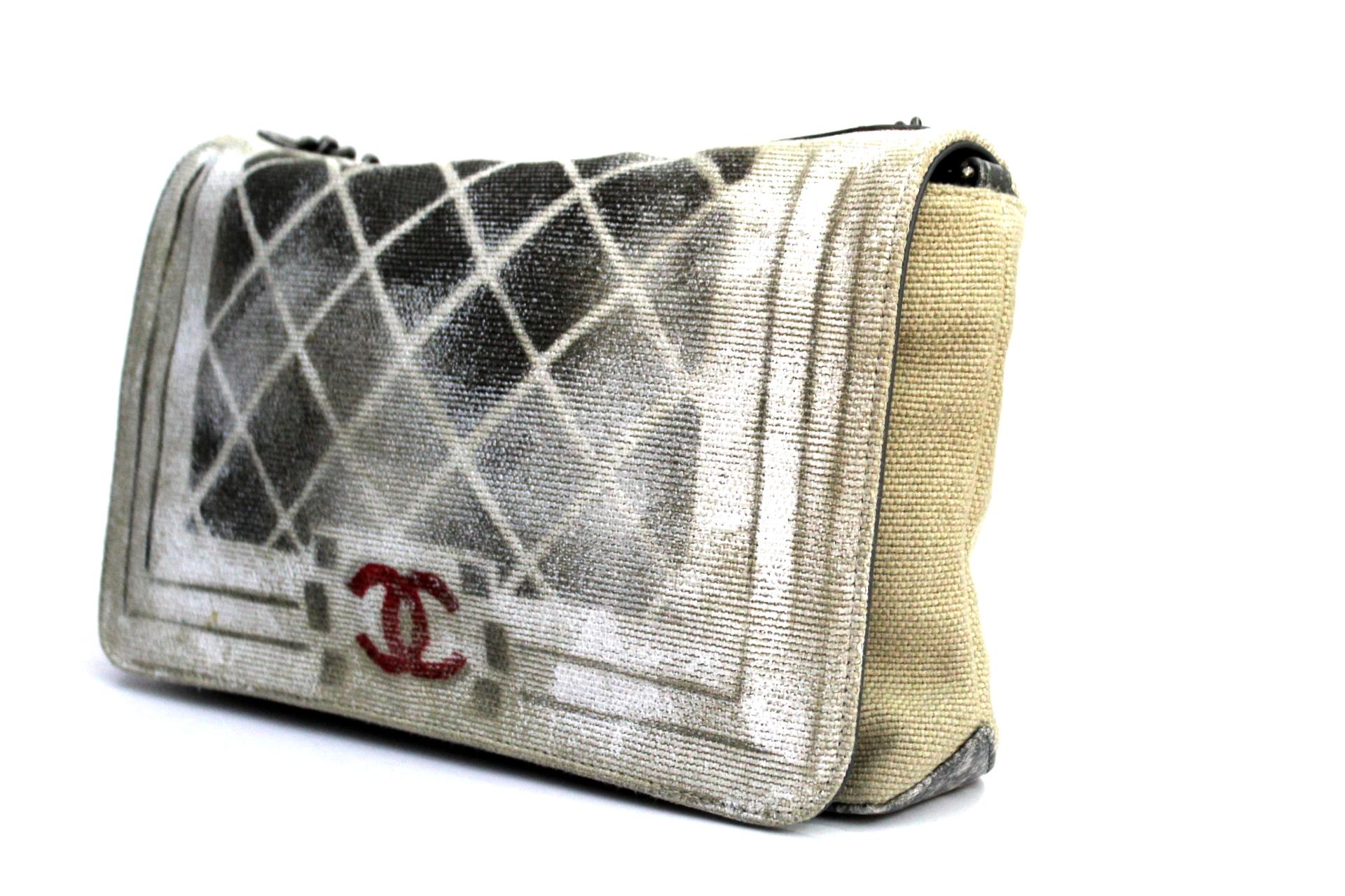 CHANEL Painted Canvas Graffiti Boy Flap Beige In Excellent Condition In Torre Del Greco, IT