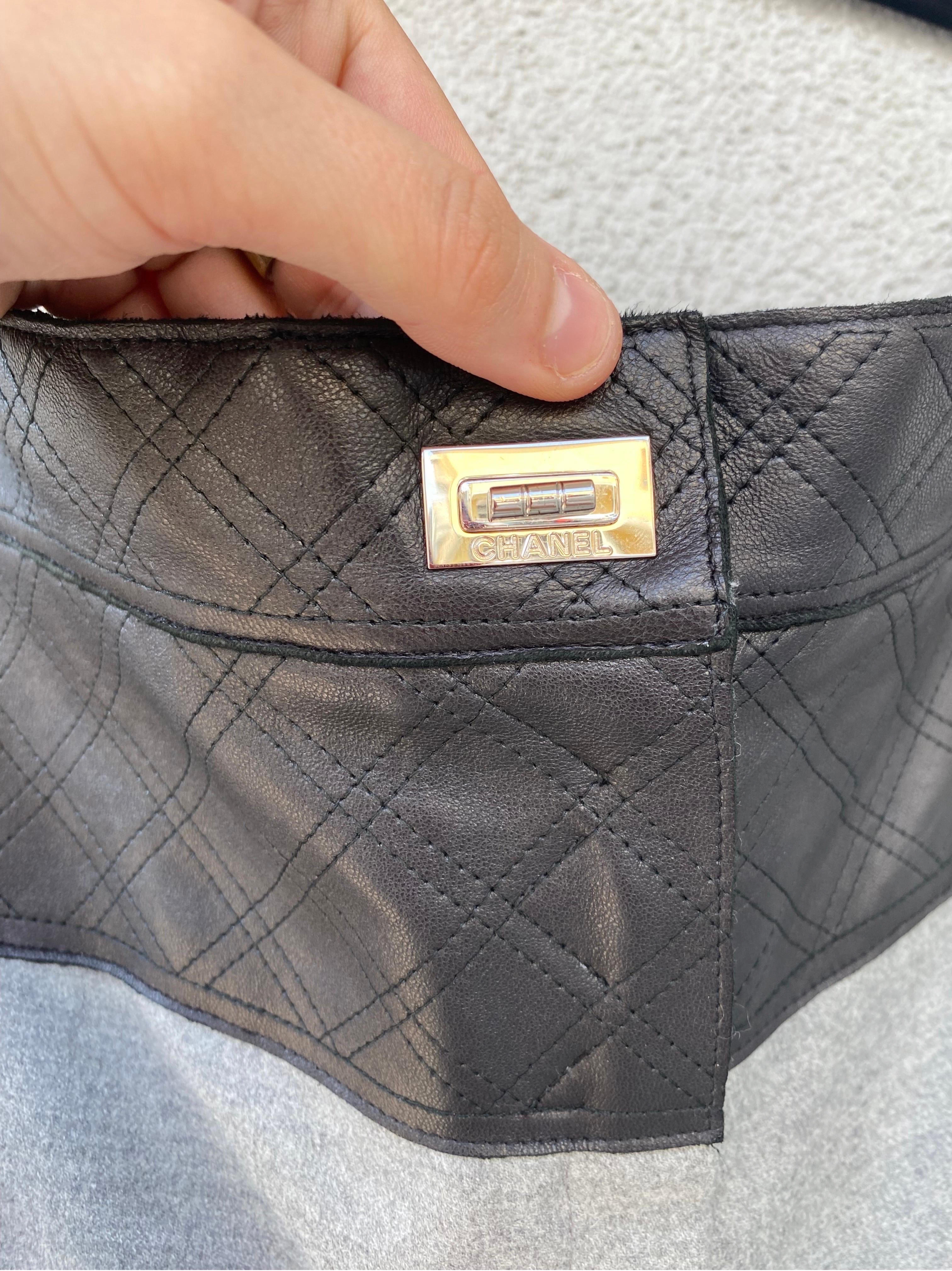 Pantalon palazzo Chanel
En laine et cachemire Excellent état - En vente à Carnate, IT
