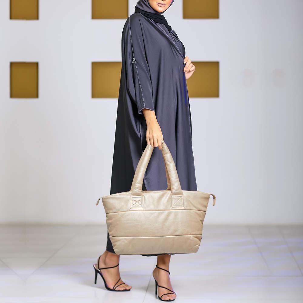 Chanel Pale Gold Leather Coco Cocoon Tote In Good Condition In Dubai, Al Qouz 2
