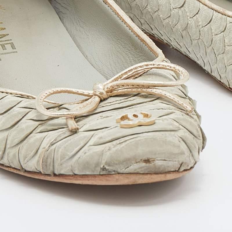 Chanel Pale Green Python Leather CC Bow Cap Toe Ballet Flats Size 37 For Sale 4