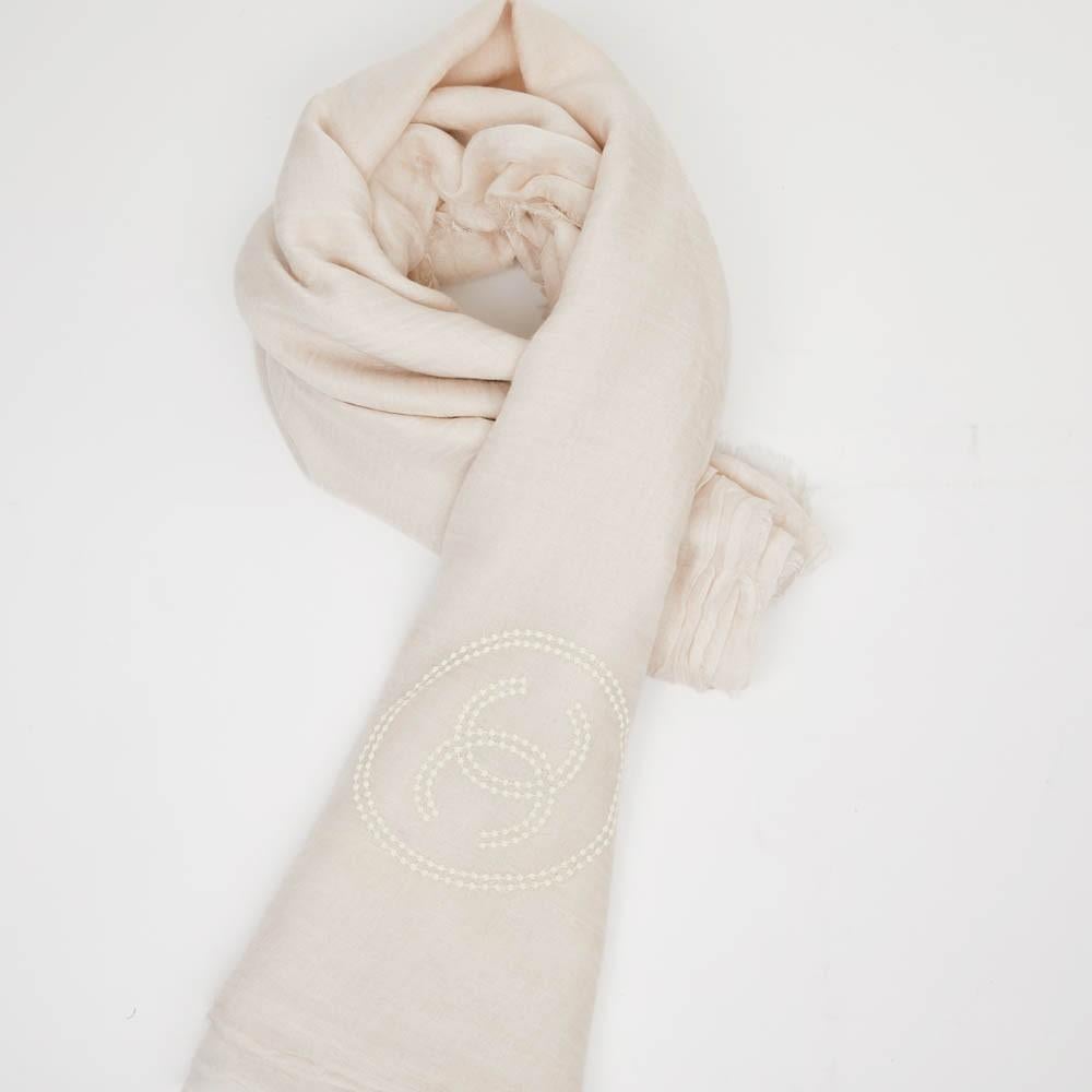 Beige CHANEL Pale Pink Soft Cashmere and Silk Pareo