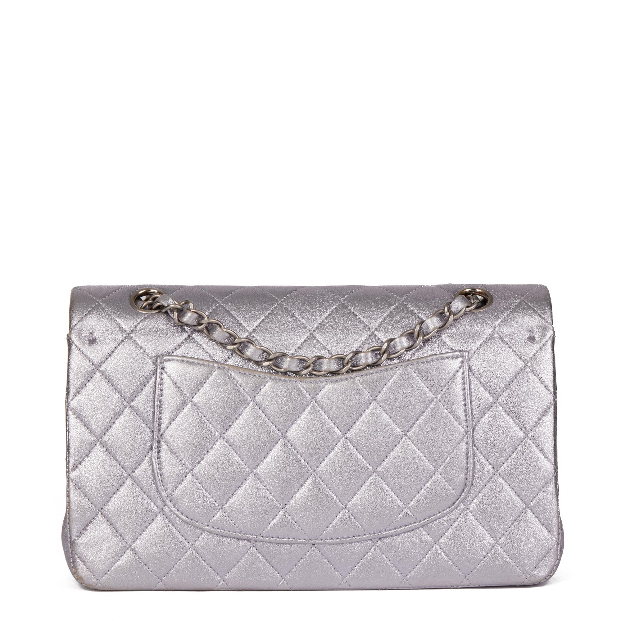 chanel classic flap medium