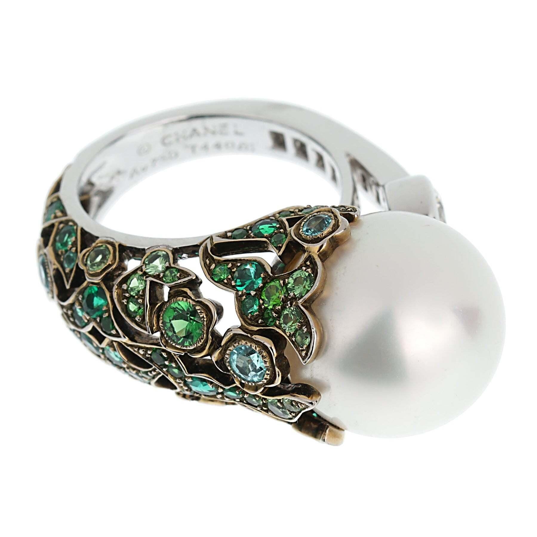 da uomo o donna Anello Chanel Paraiba con perle dei mari del sud e diamanti in oro bianco 18 carati in vendita