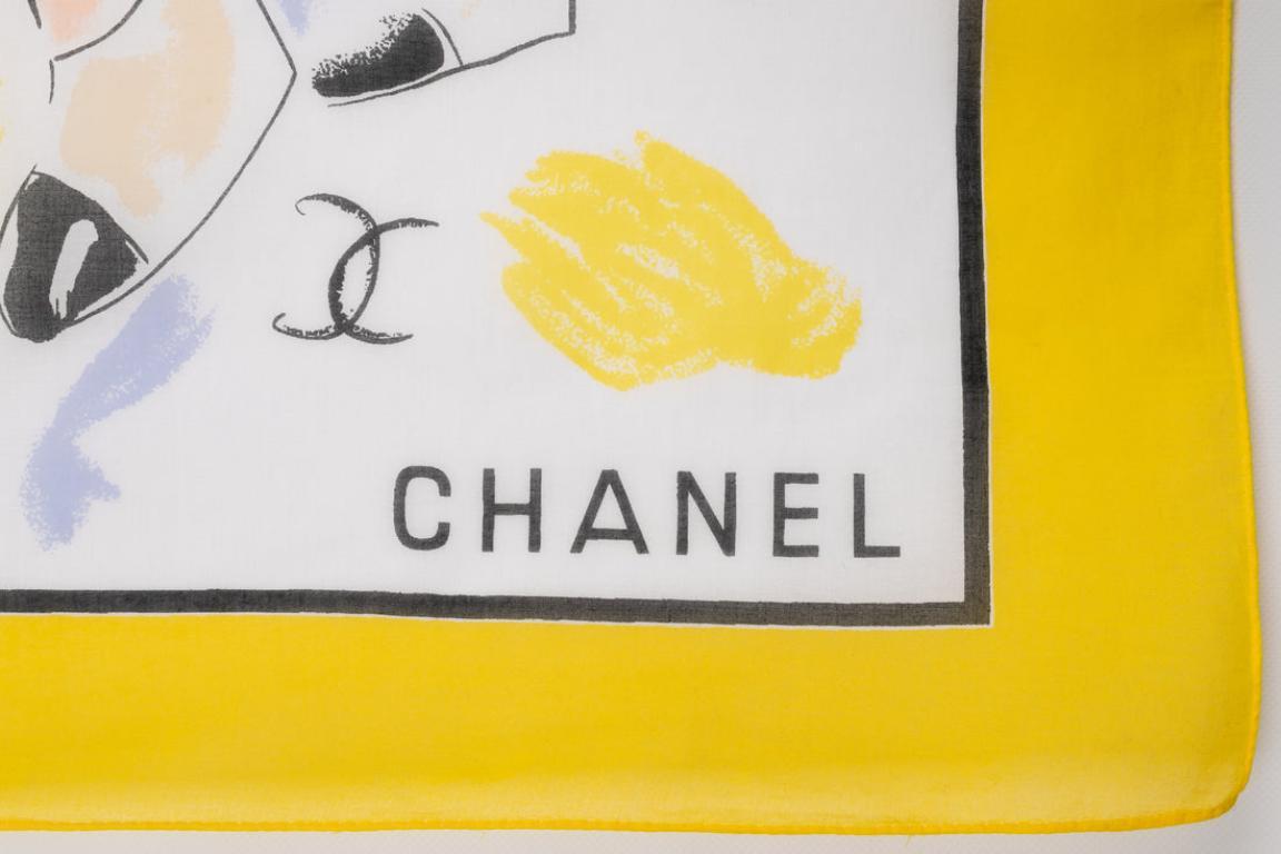 Women's Chanel Pareo / Stole in Yellow Cotton For Sale
