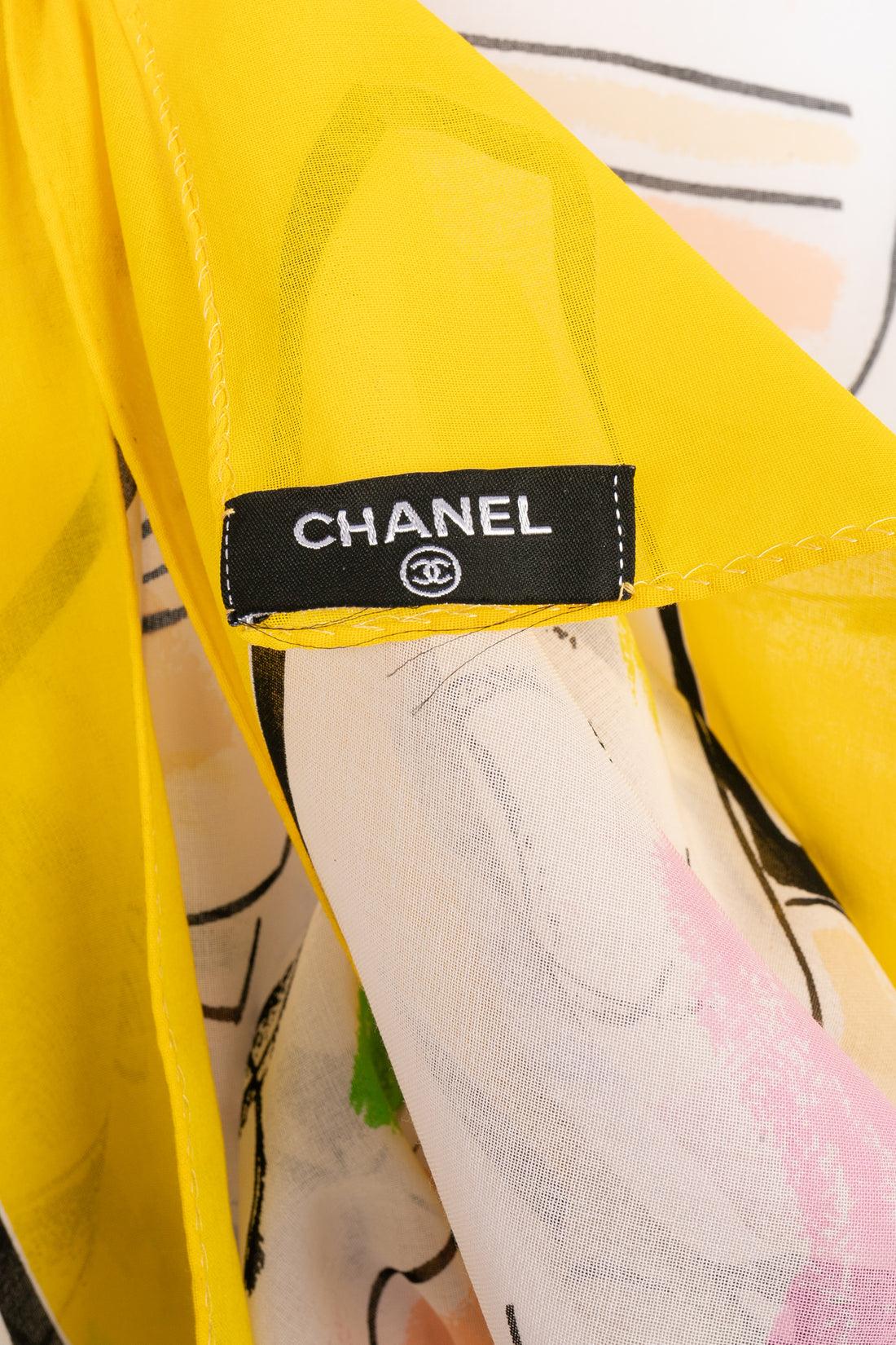 Chanel Pareo / Stole in Yellow Cotton For Sale 1