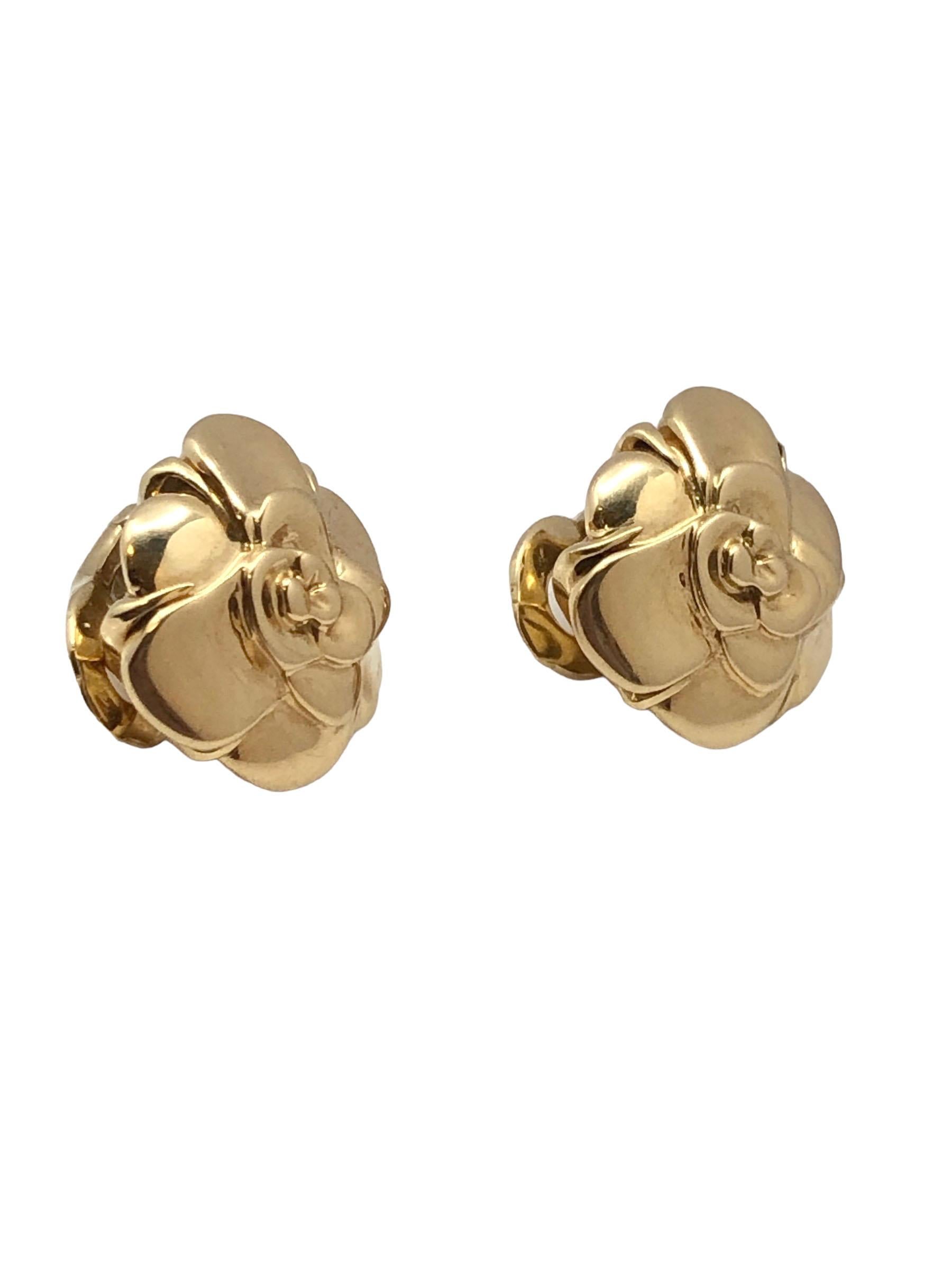 Chanel Paris 18 Karat Gelbgold Kamelien-Ohrringe Damen