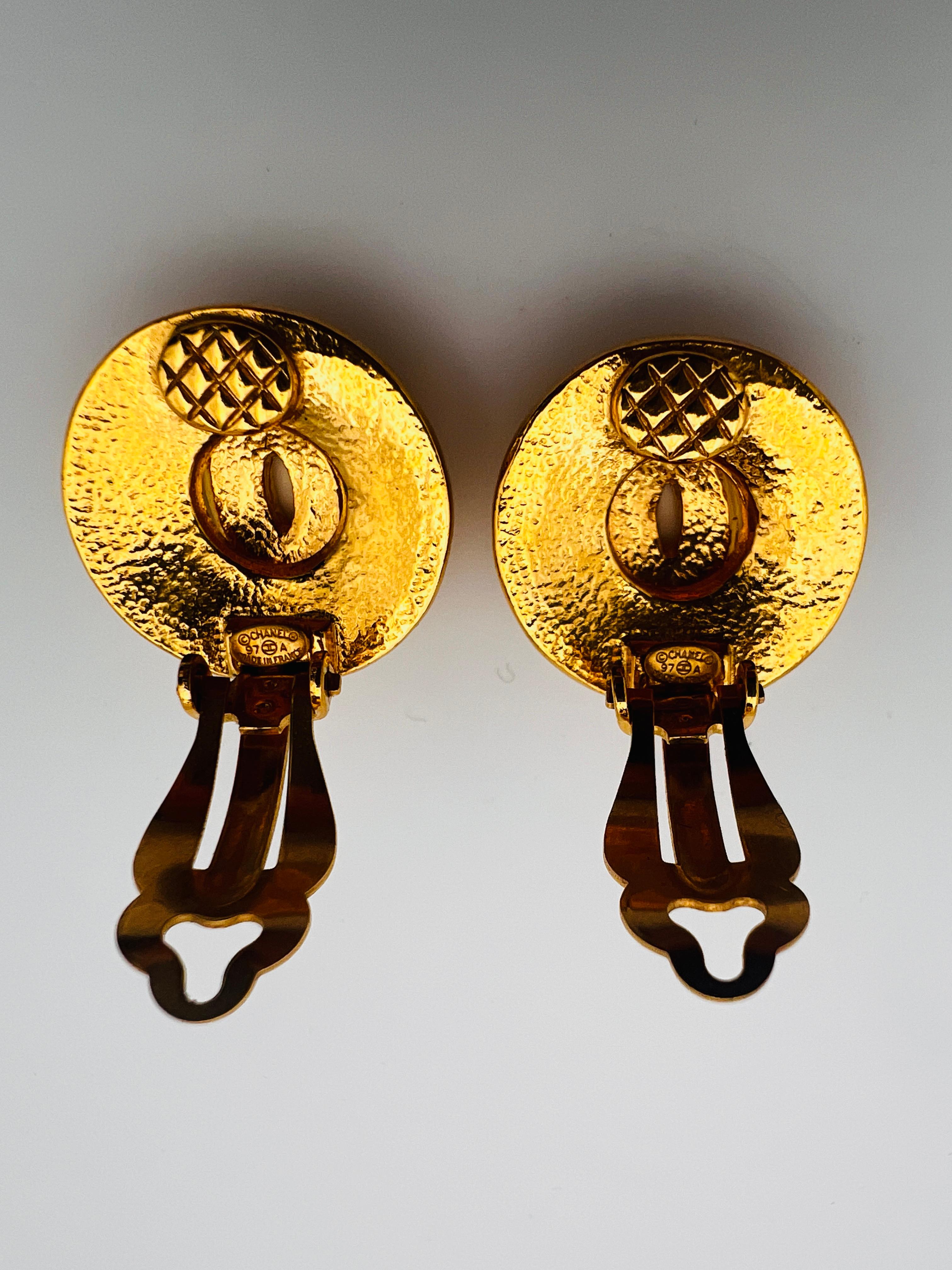 Chanel Paris 1997 pair of earring CC For Sale 1