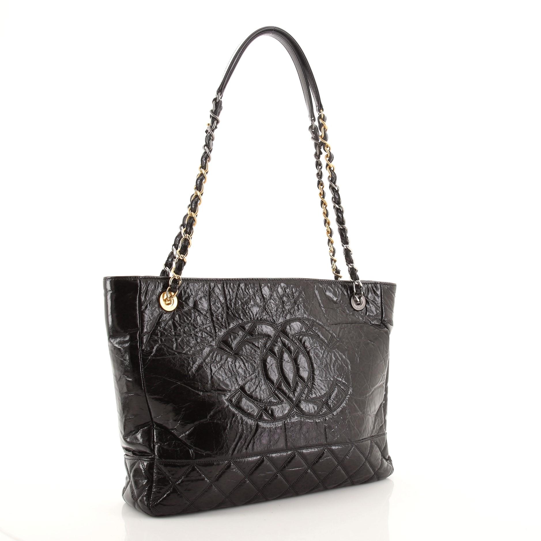 Chanel Paris-31 Rue Cambon Timeless CC Einkaufstasche Gesteppt Glänzendes gealtertes Kalbsleder (Schwarz)