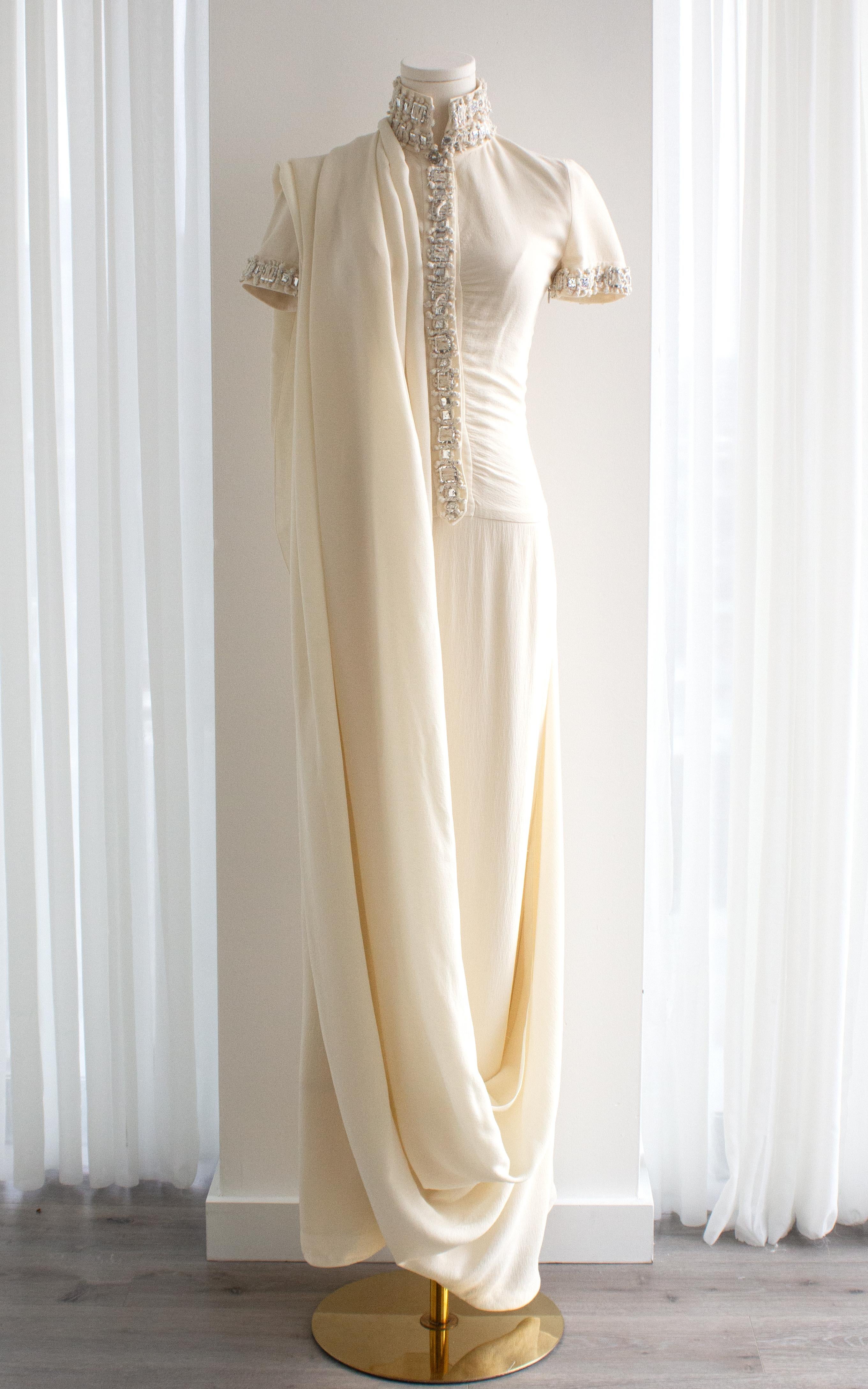 Chanel Paris-Bombay 2012 Bride White Silver Embellished 12A Silk Gown In Good Condition In Jersey City, NJ